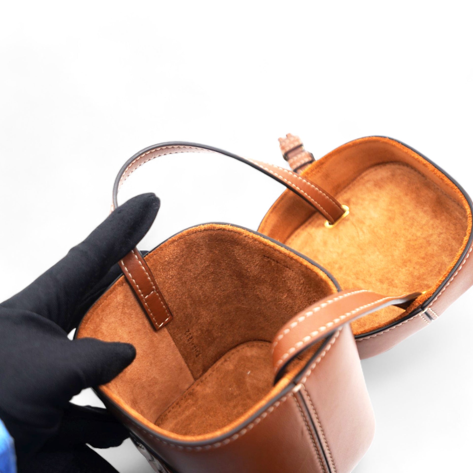 CELINE Smooth Calfskin Cuir Triomphe Box Tan 