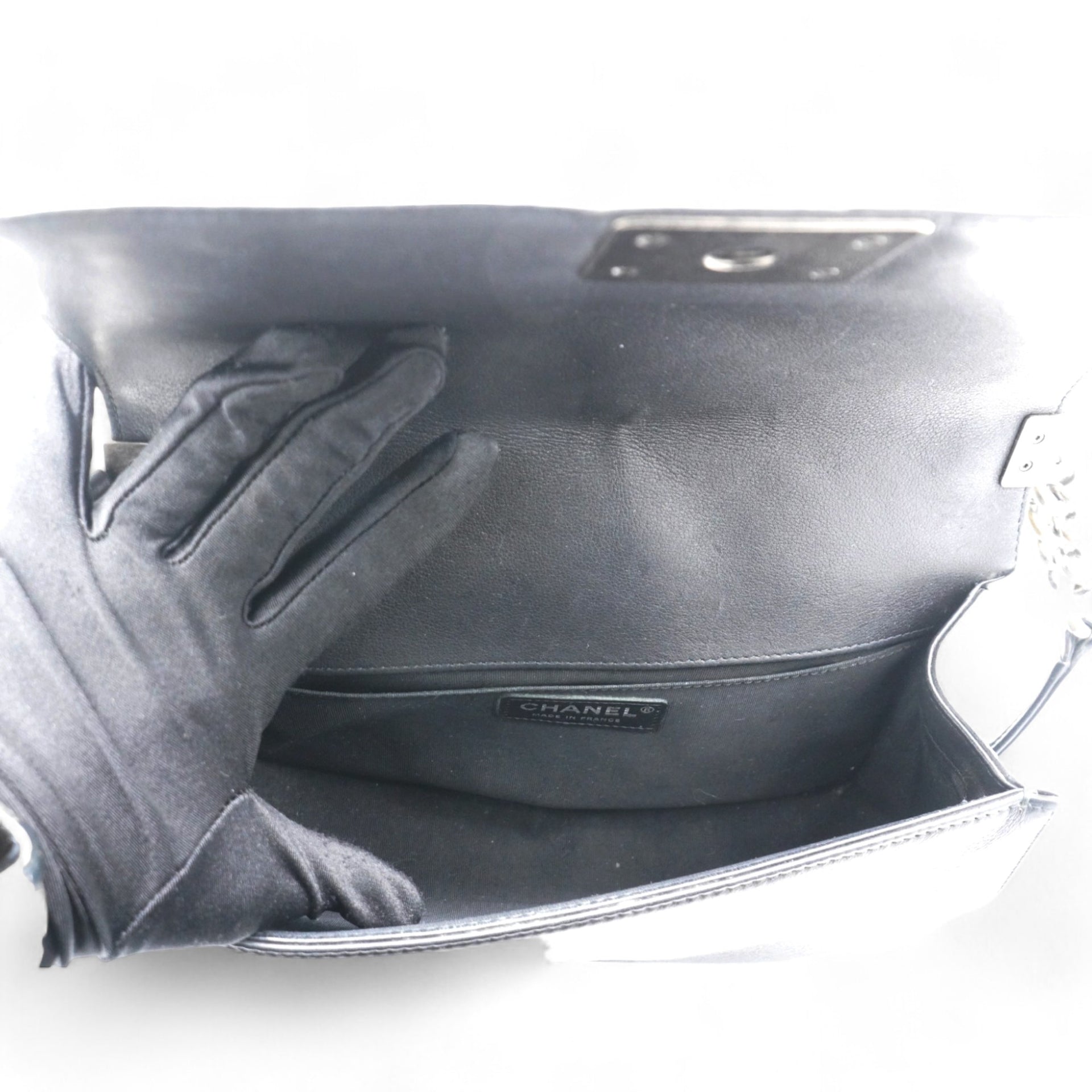 CHANEL Calfskin Chevron Medium Boy Flap  