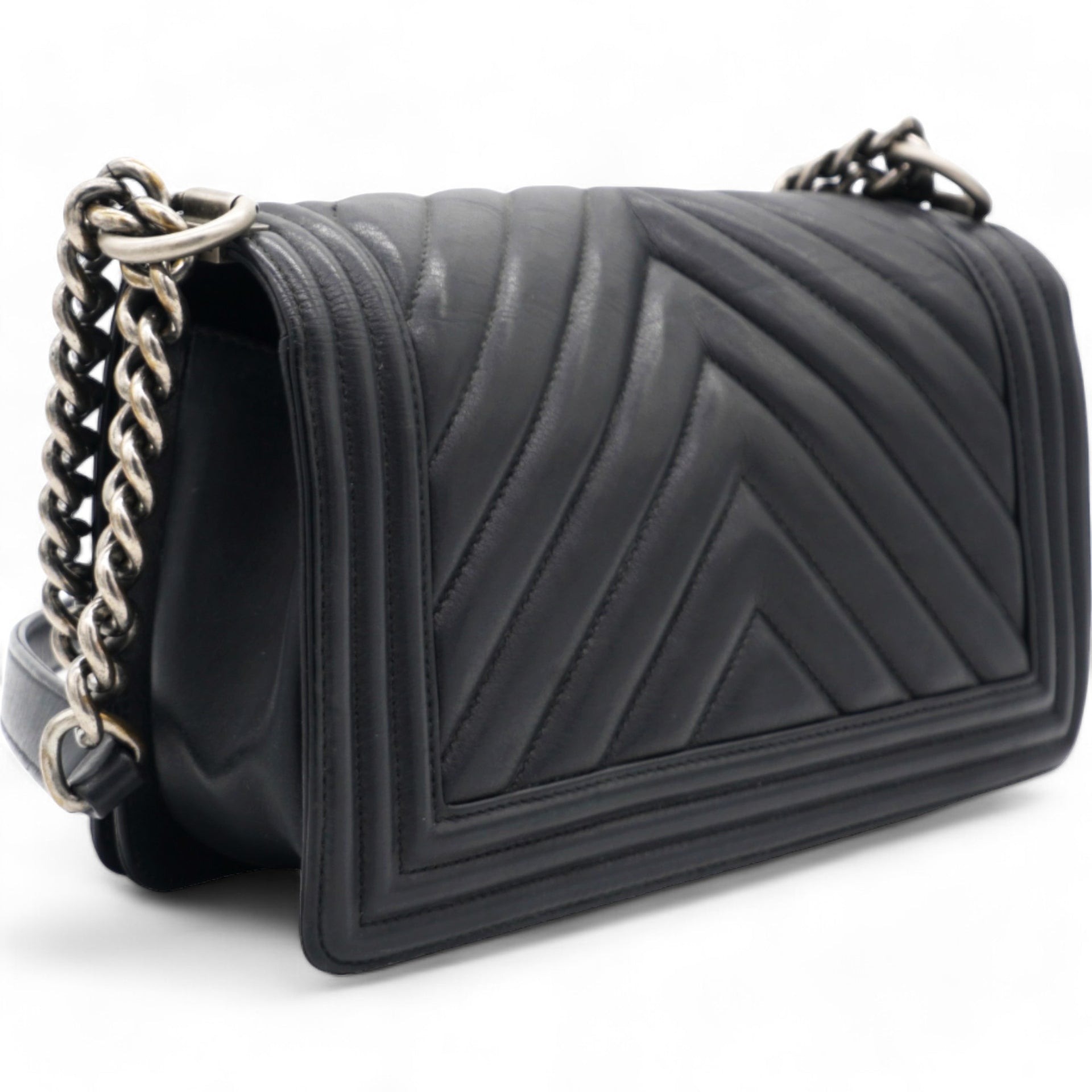 CHANEL Calfskin Chevron Medium Boy Flap  