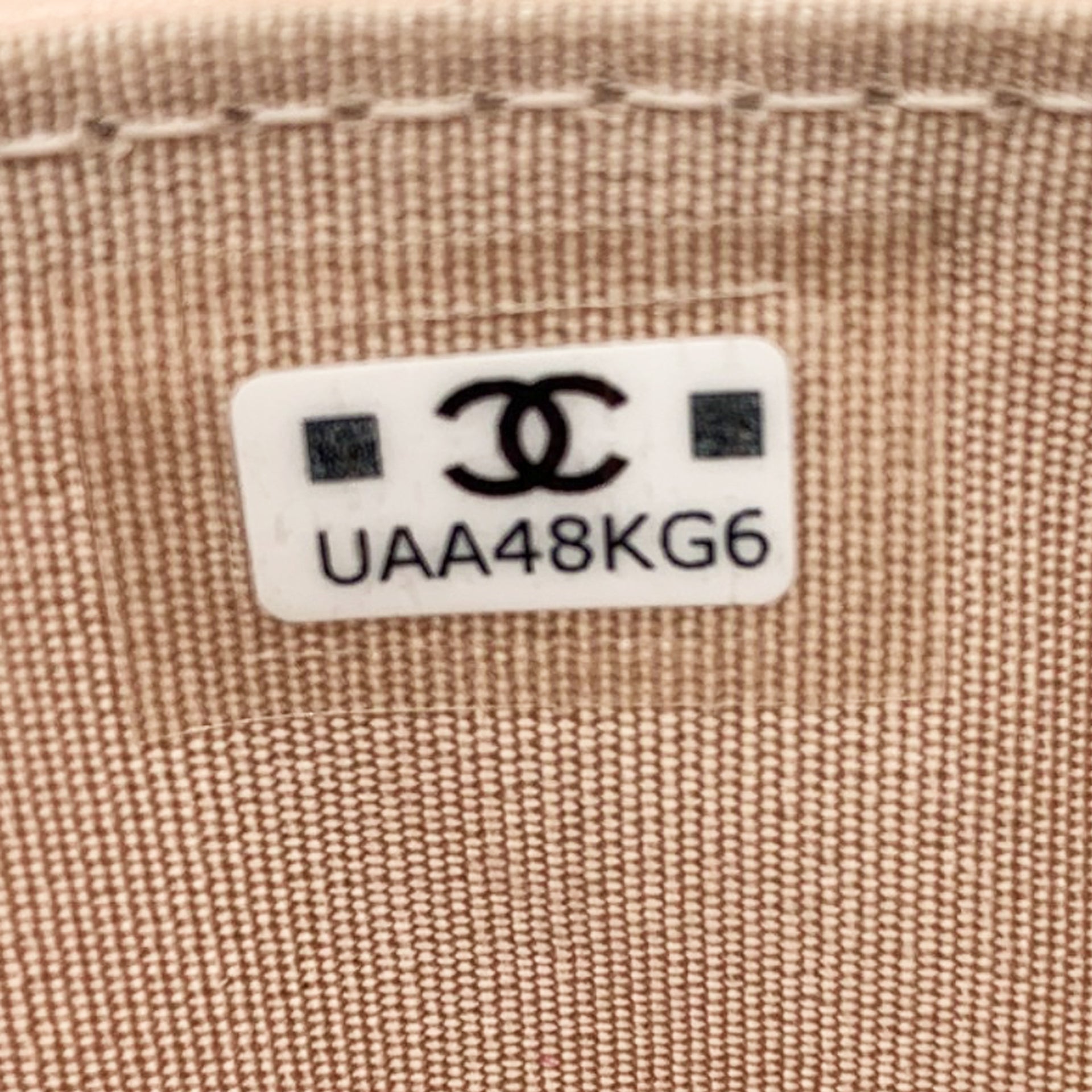 CHANEL Lambskin Quilted Crystal Card Holder Beige 