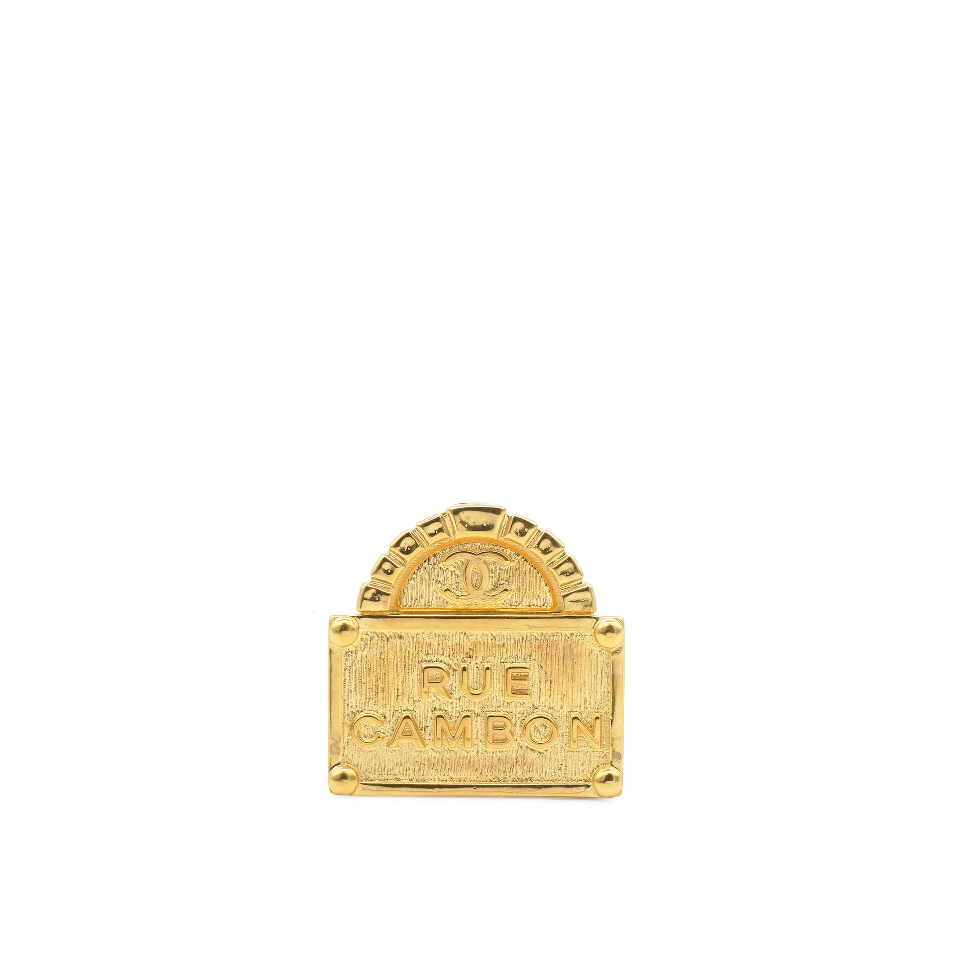 CHANEL Rue Cambon Dome Brooch Gold