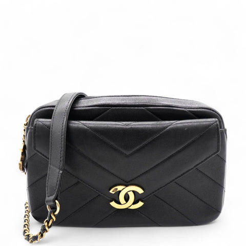 Chanel Lambskin Chevron Quilted Coco Envelope Flap Camera Case Black 
