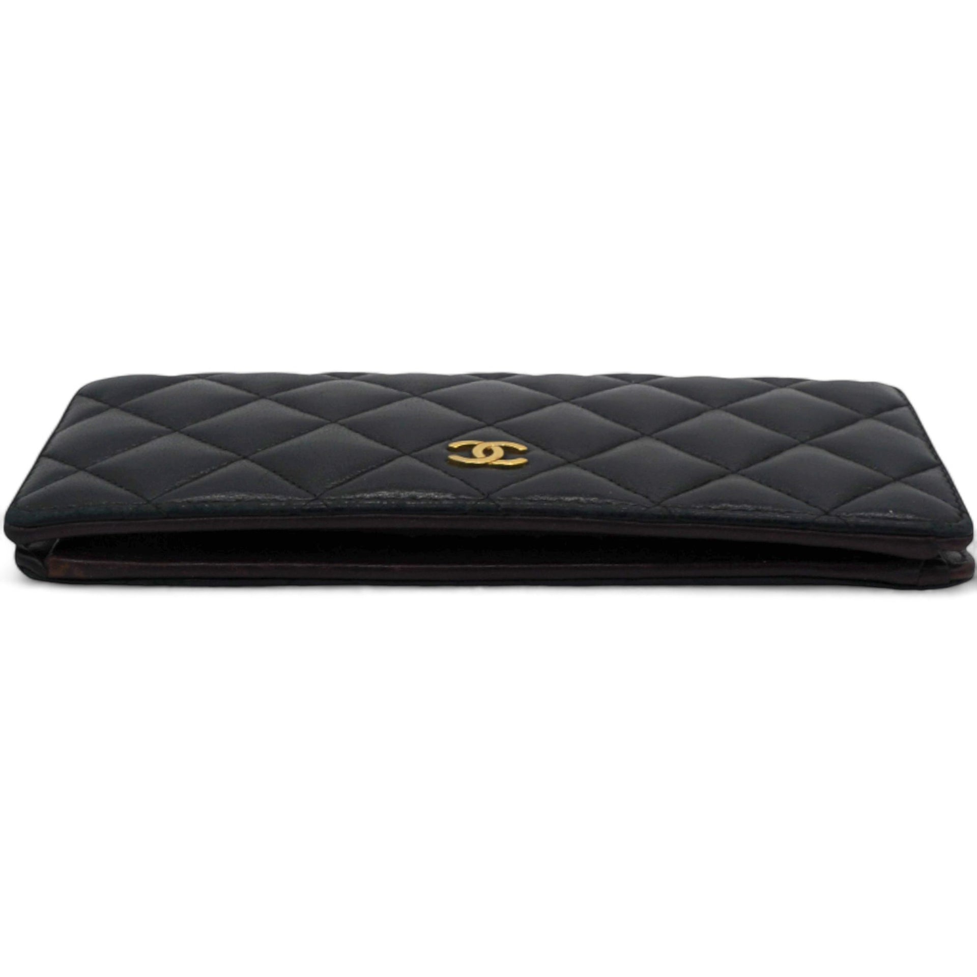  Chanel Lambskin Quilted Yen Wallet Black 