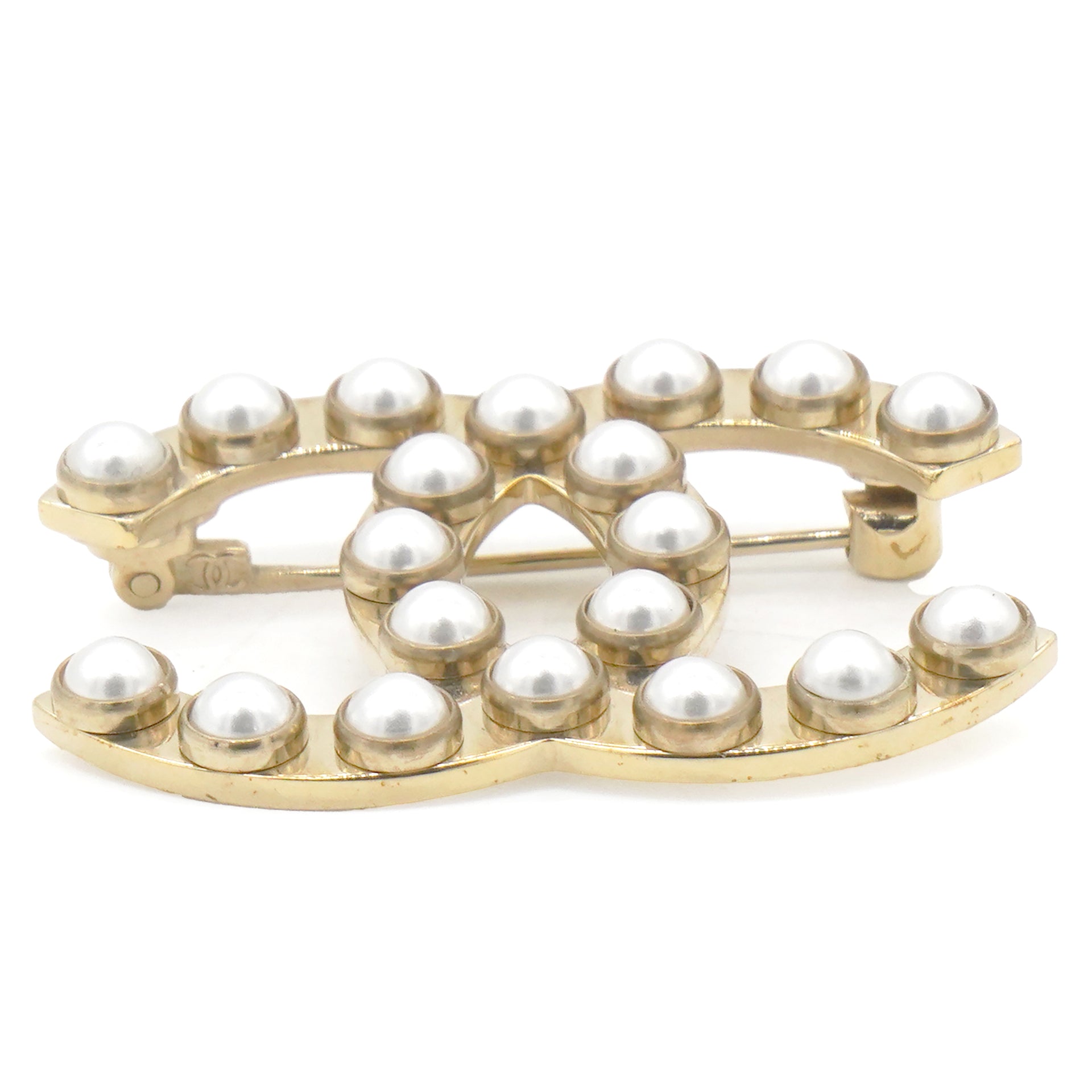 Chanel Pearl CC Brooch Gold 