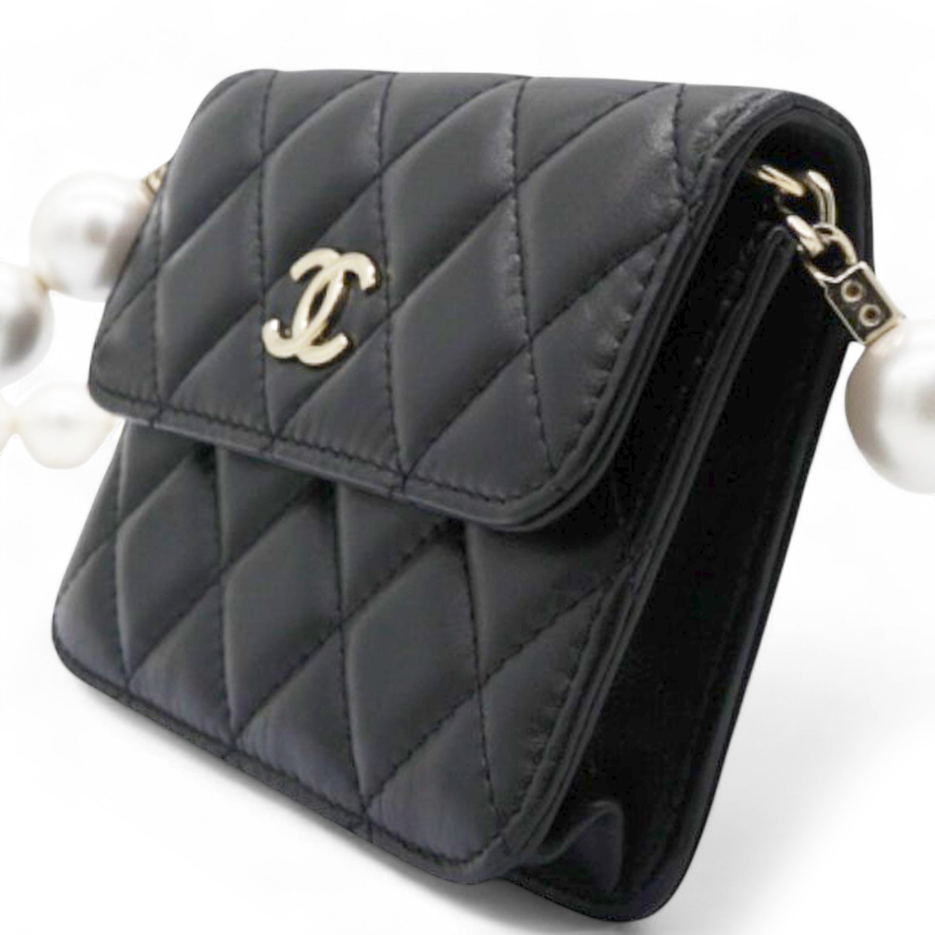 Chanel  Quilted Maxi Pearls Card Holder Flap With Chain Black 