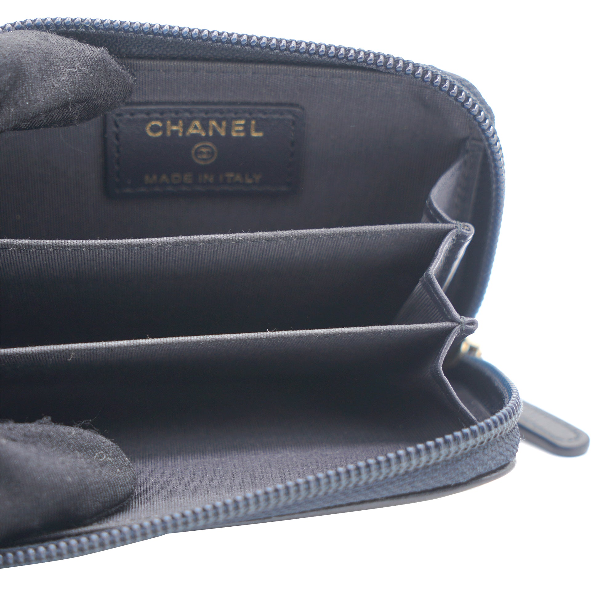 Buy the best handbags from PH Luxury.