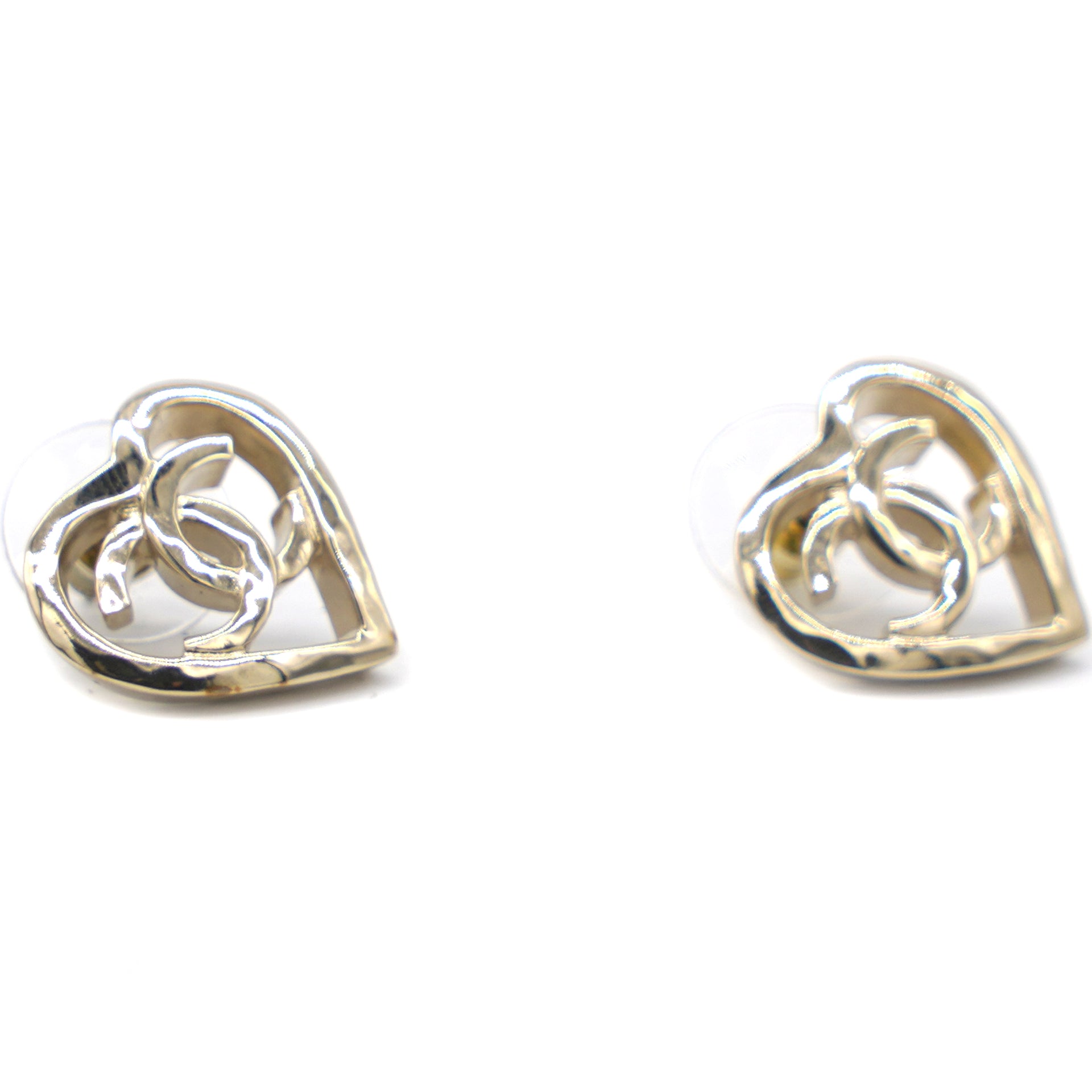Chanel Metal CC Heart Coco In Love Earrings Gold – STYLISHTOP