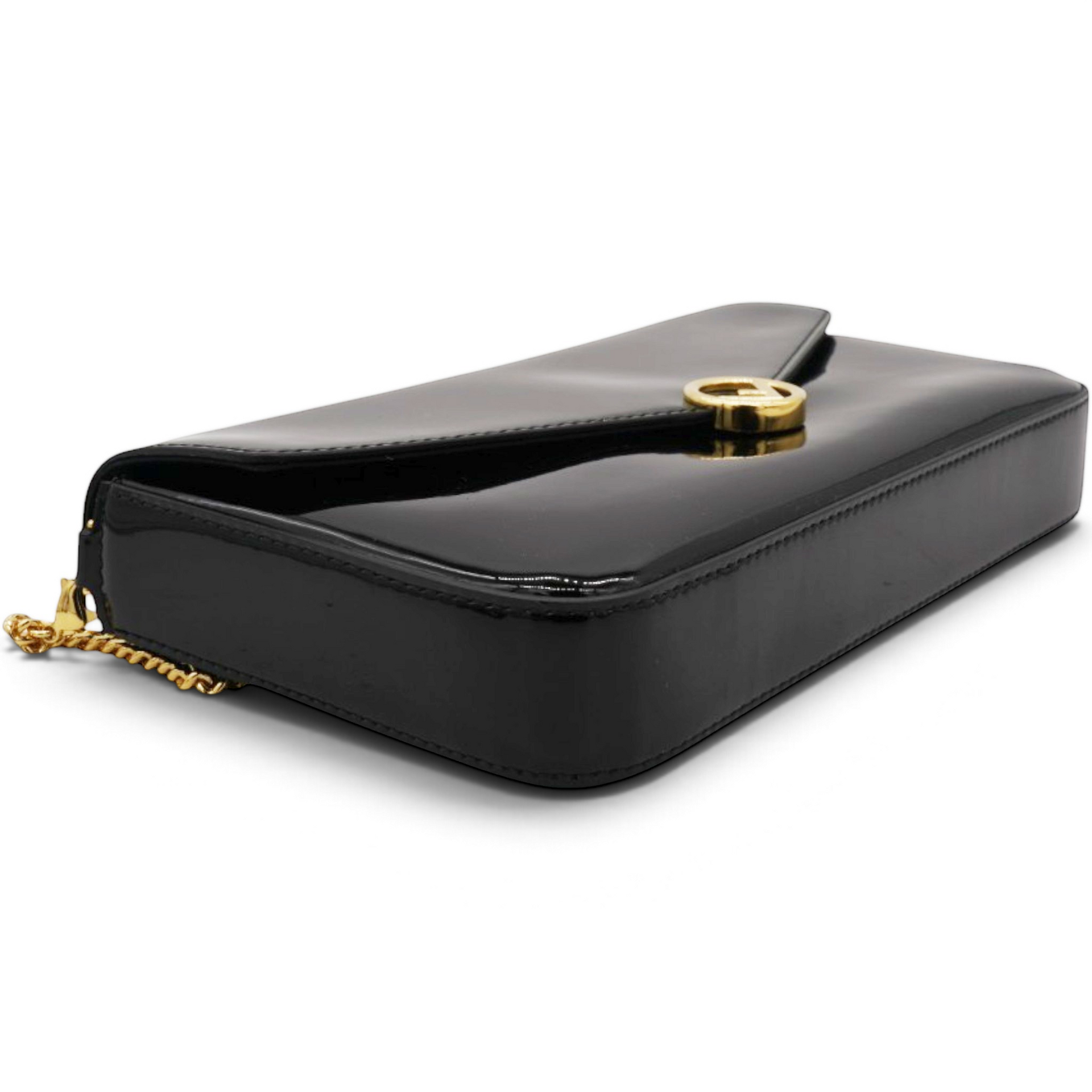 Vitello Cruise F is Fendi Envelope Wallet on Chain with Pouches Black