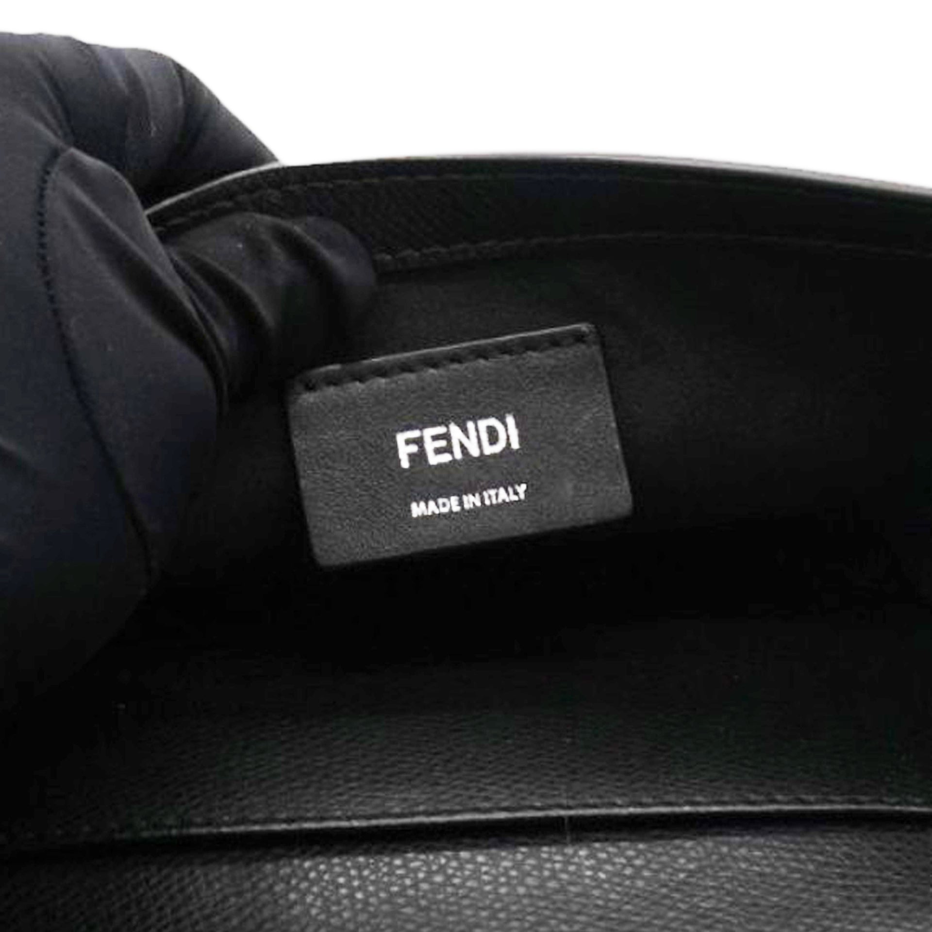Vitello Cruise F is Fendi Wallet on Chain