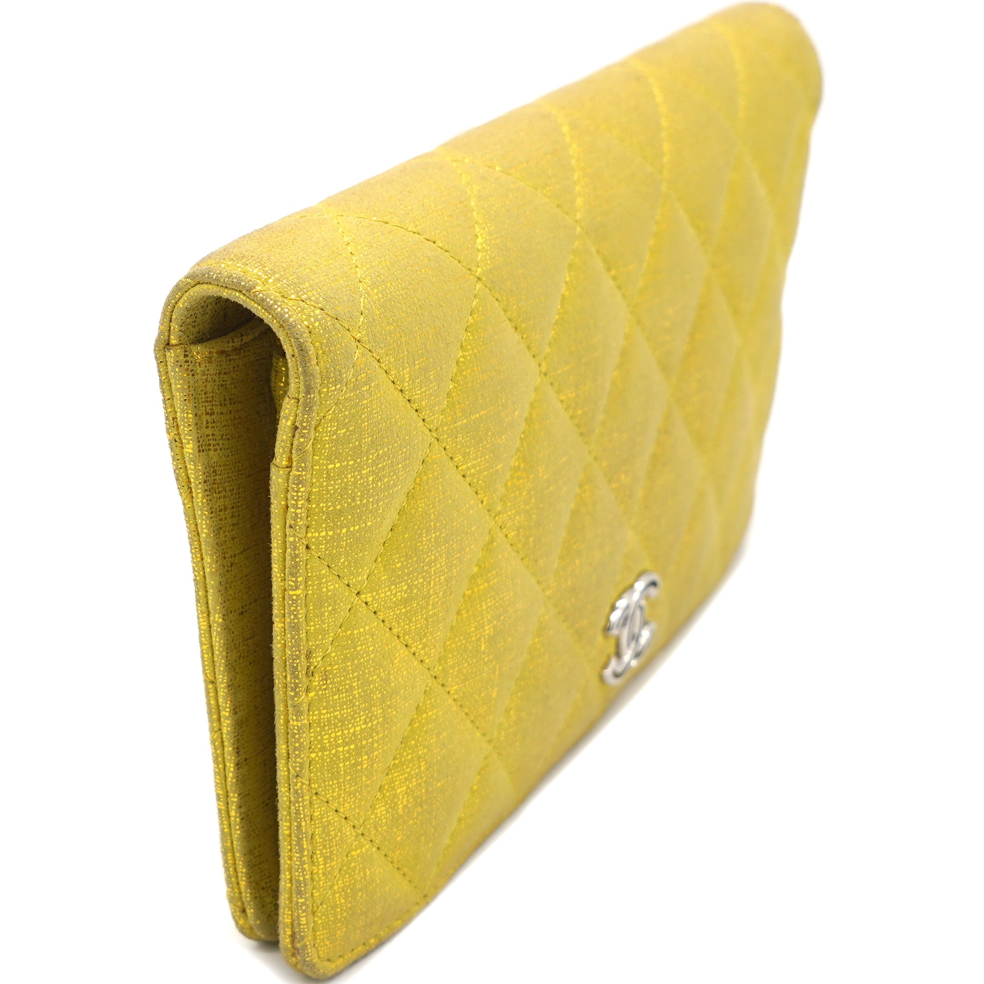 Chanel Calfskin Quilted Yen Wallet Textured Gold – STYLISHTOP