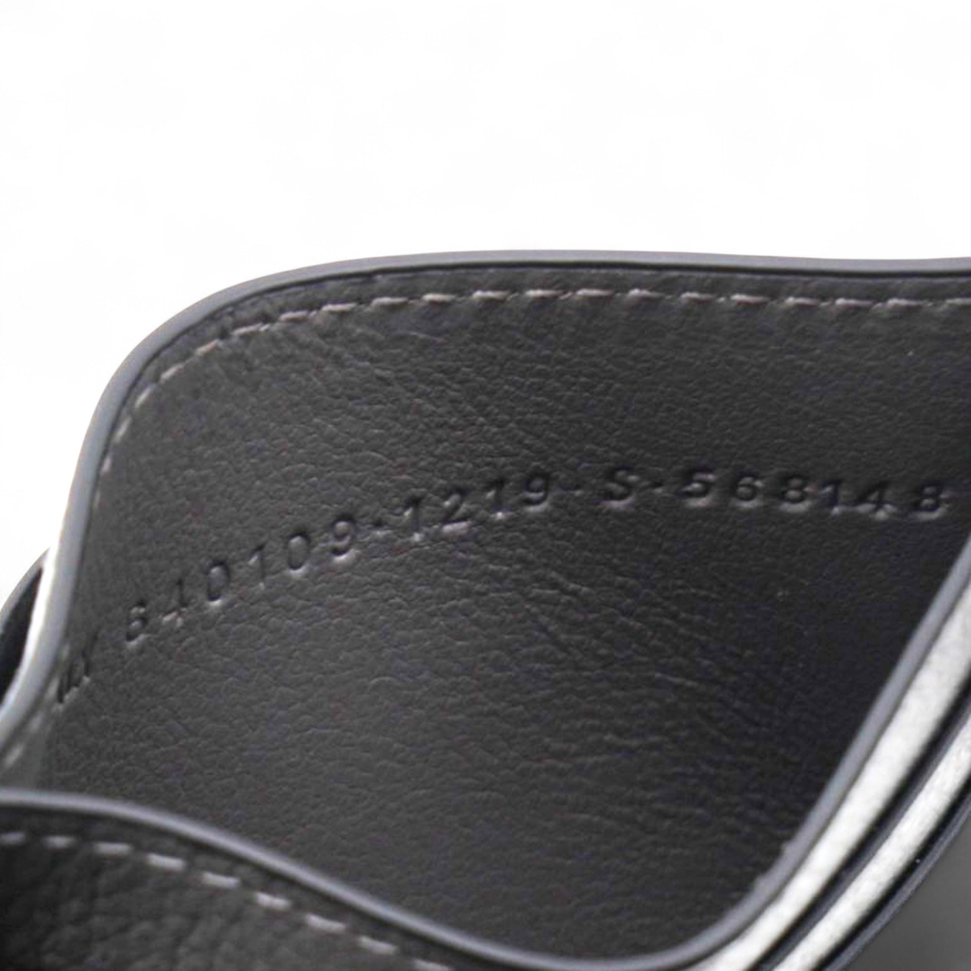 Grained Leather Classic Silver Hardware Card Holder Dark Grey