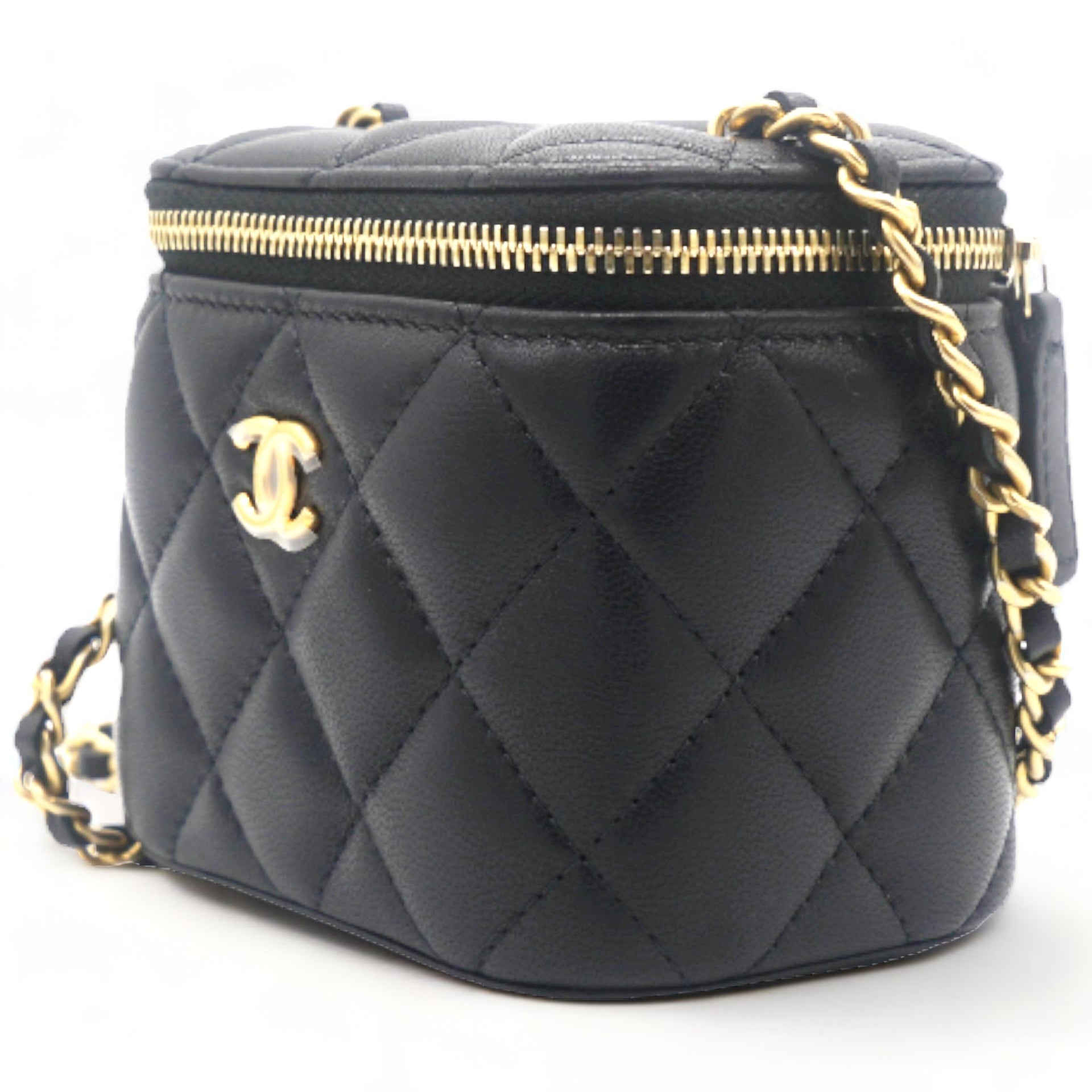 Lambskin Quilted Mini Pearl Crush Vanity Case with Chain Black