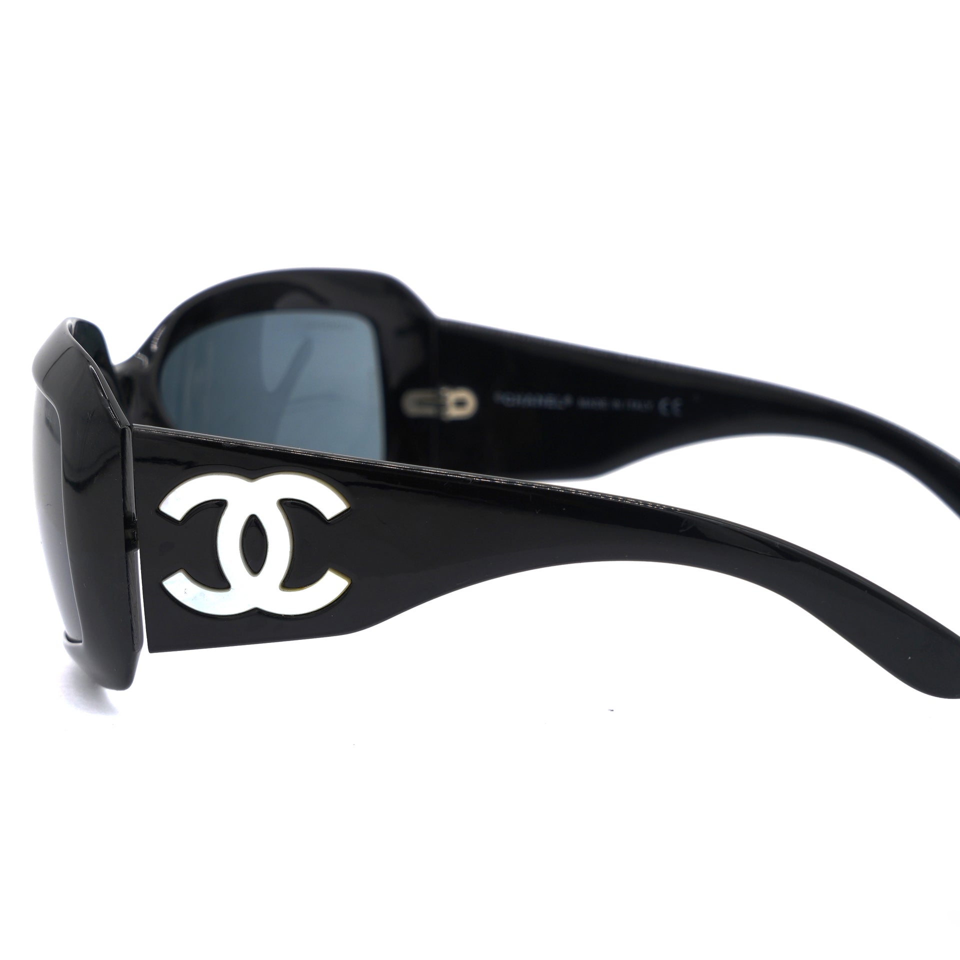 Mother of Pearl CC Sunglasses 5076-H Black