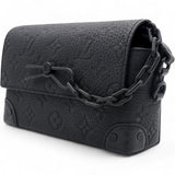 Taurillon Monogram Steamer Wearable Wallet Black
