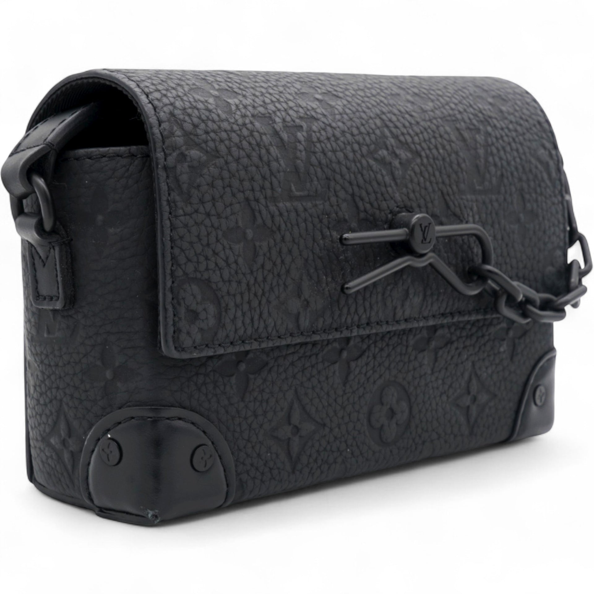 Taurillon Monogram Steamer Wearable Wallet Black