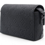 Taurillon Monogram Steamer Wearable Wallet Black