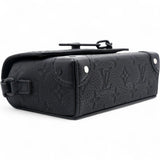 Taurillon Monogram Steamer Wearable Wallet Black