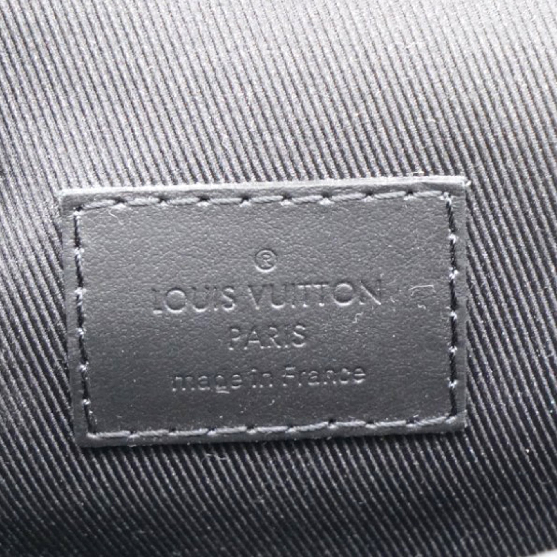 Taurillon Monogram Steamer Wearable Wallet Black