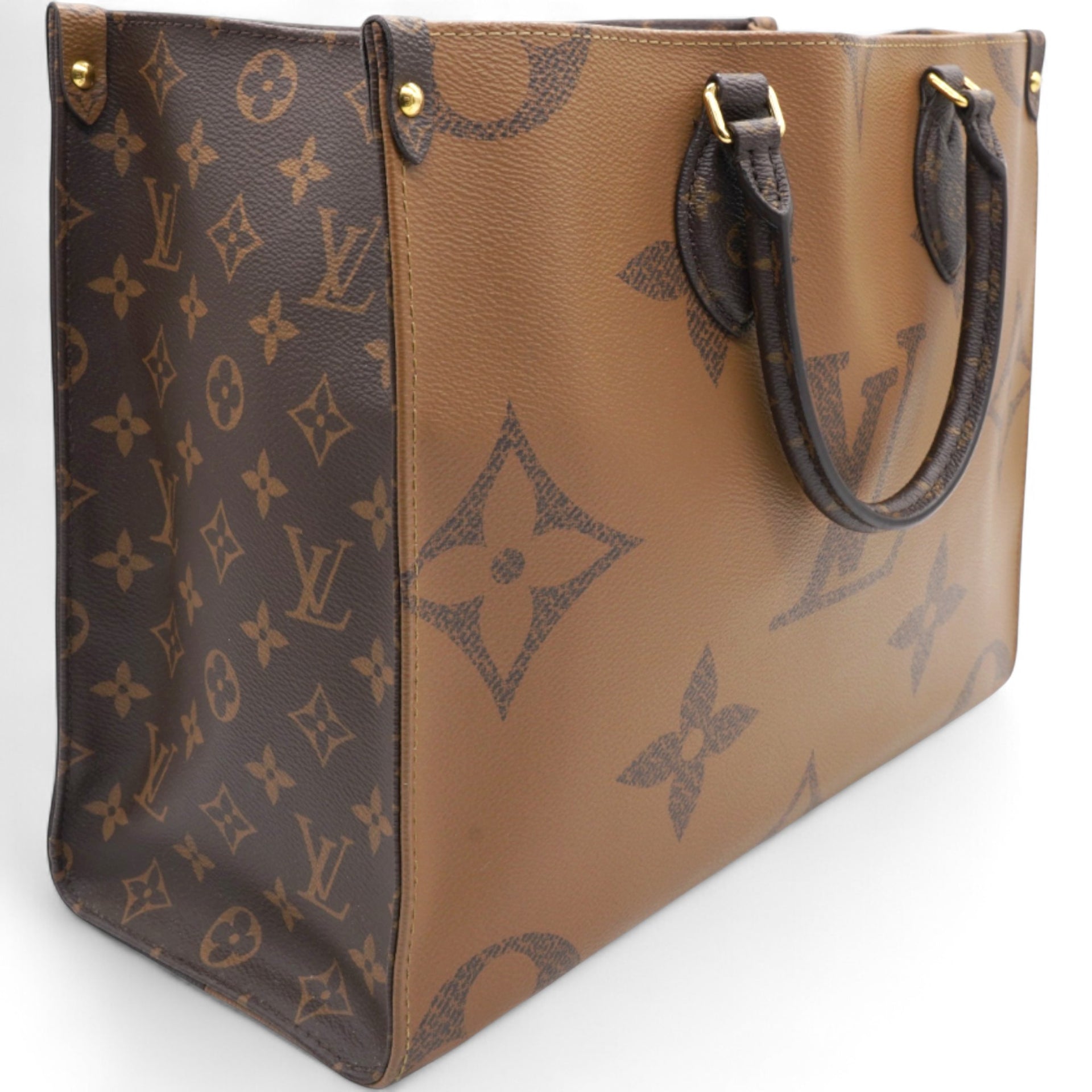 Reverse Monogram Onthego MM