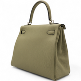 Togo Kelly Retourne 25 Q1 Sauge