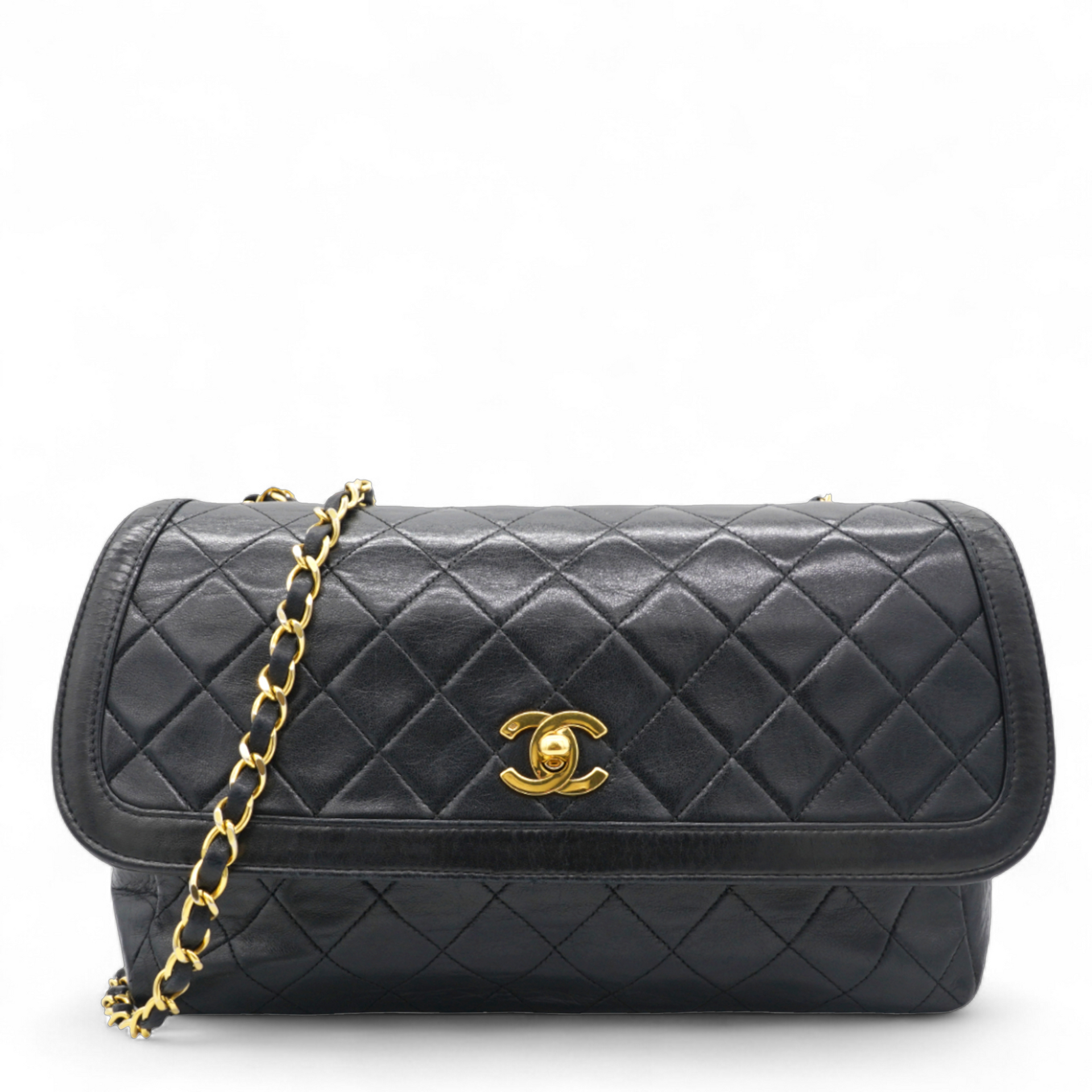 Matelasse Shoulder Bag Black