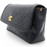 Matelasse Shoulder Bag Black