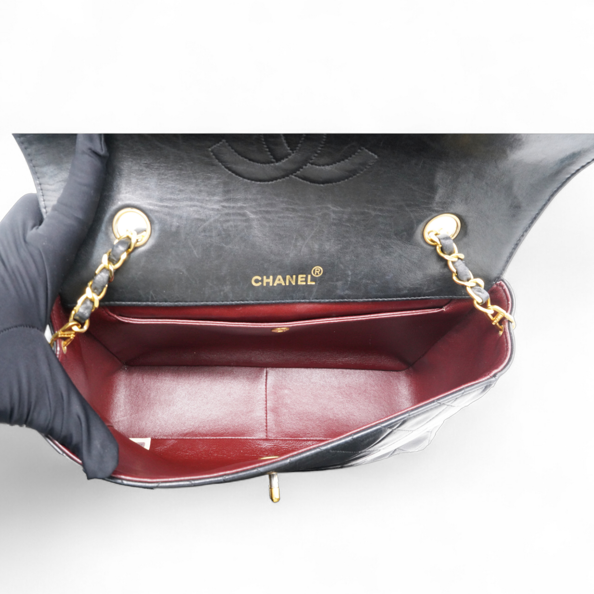 Matelasse Shoulder Bag Black