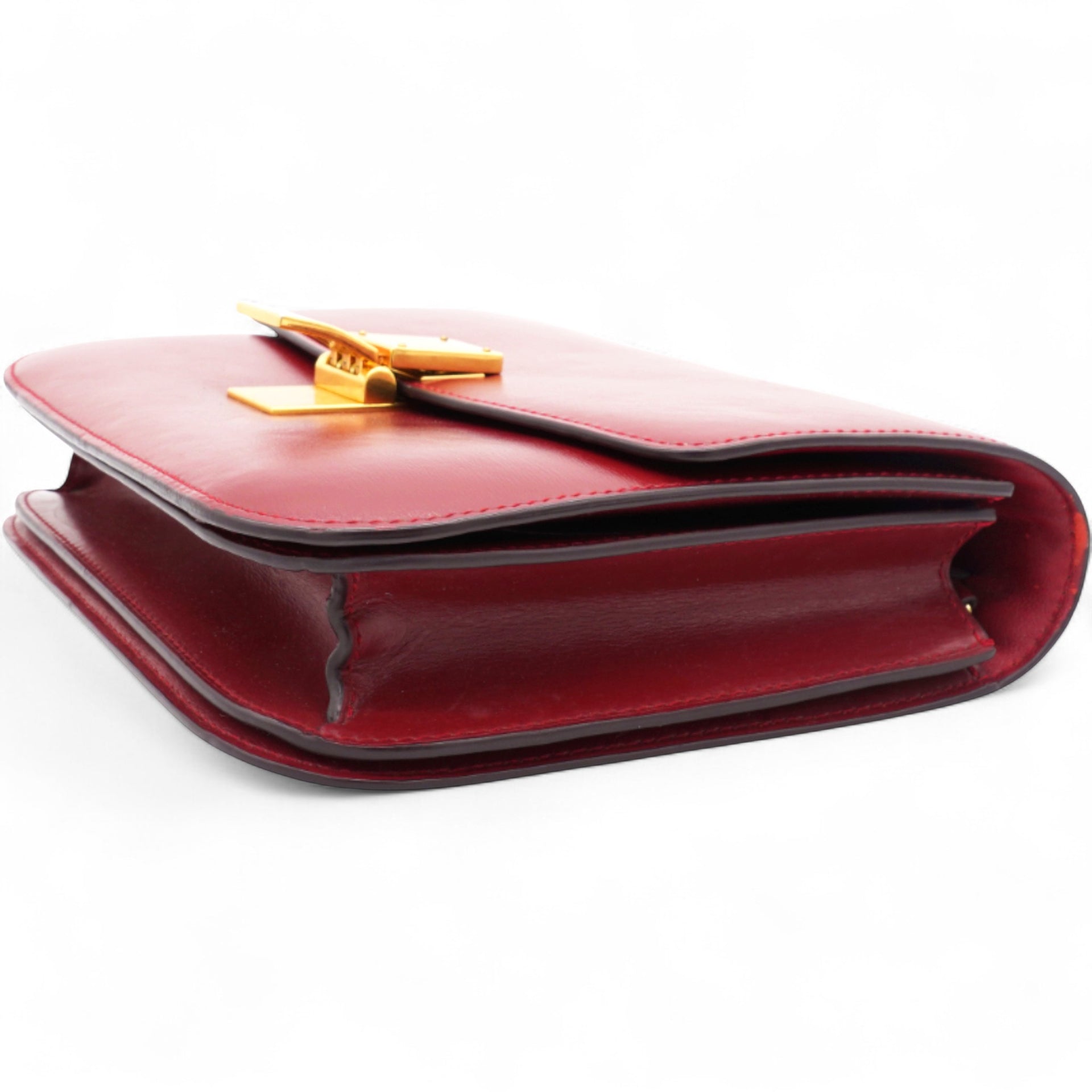 Smooth Calfskin Medium Classic Box Flap Bag Red