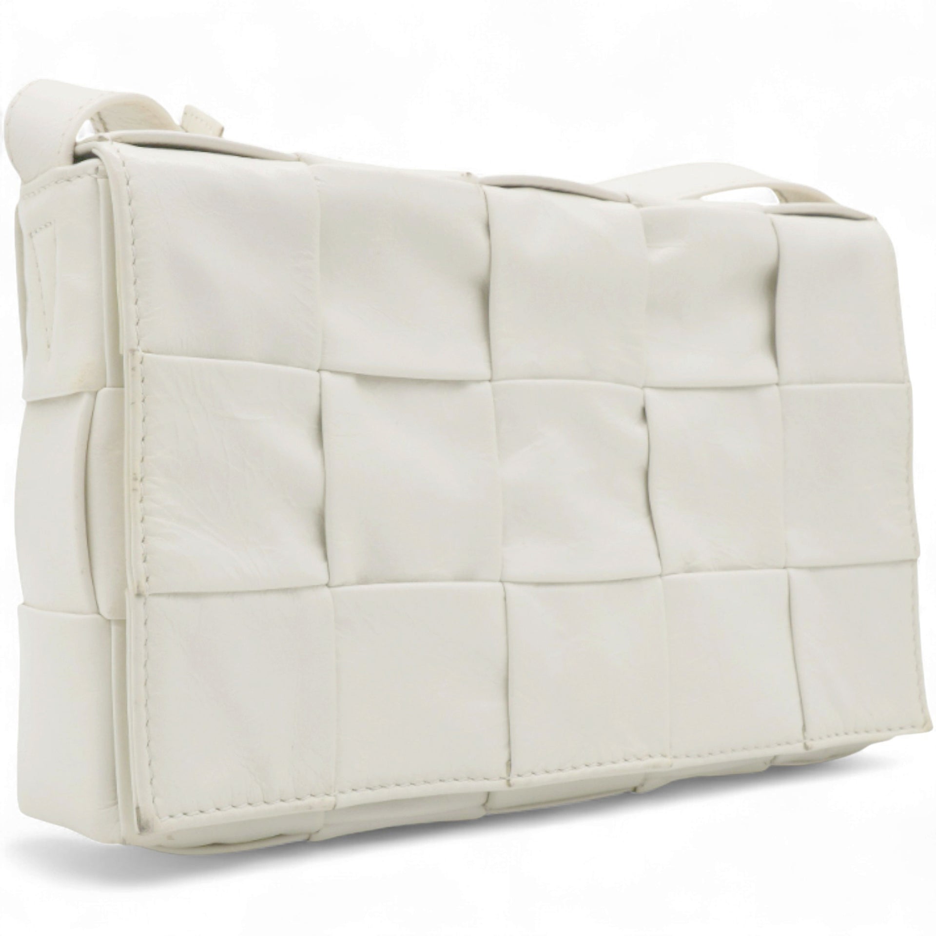 Lambskin Maxi Intrecciato Small Cassette Crossbody Bag White