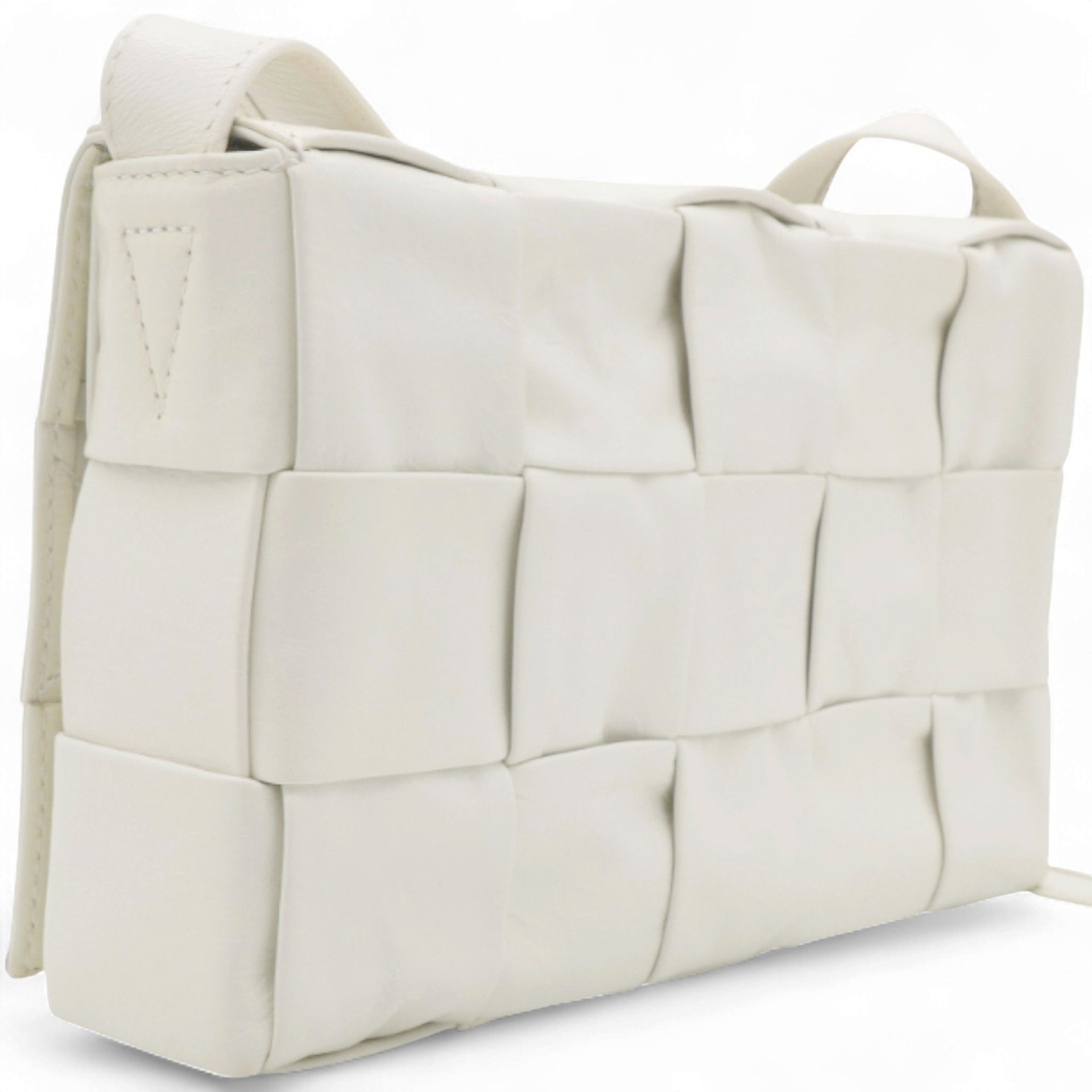 Lambskin Maxi Intrecciato Small Cassette Crossbody Bag White