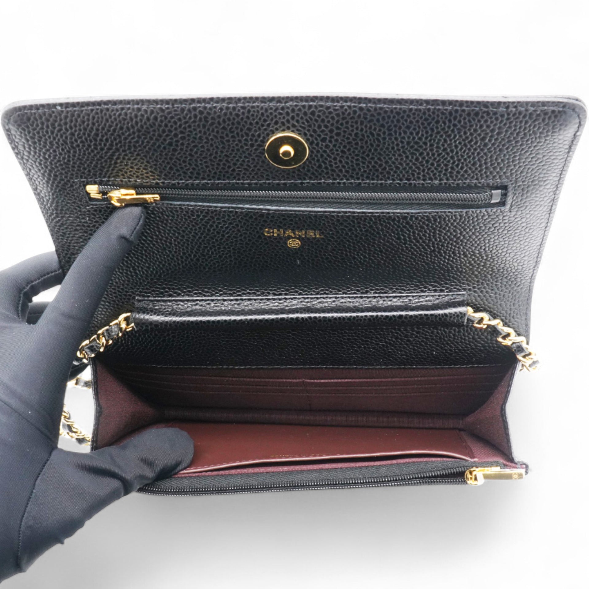 Caviar Classic Chain Wallet Black Dark