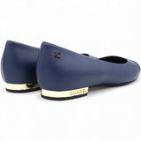 Timeless Chanel Cap Toe Flats in Blue and Black Leather Size38.5