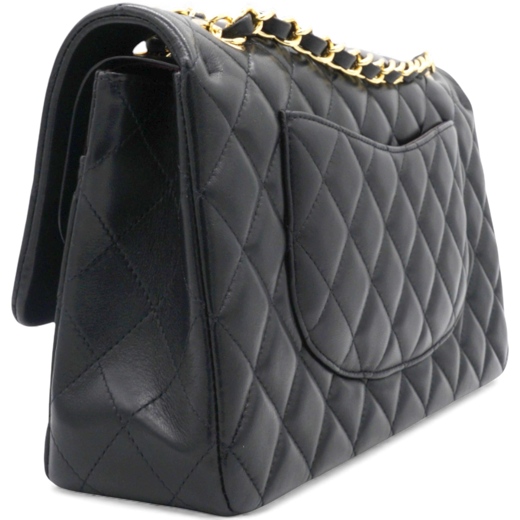 Lambskin Quilted Medium Classic Flap Black