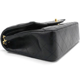 Lambskin Quilted Medium Classic Flap Black