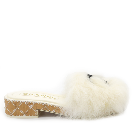 White Shearling Black CC Logo Mule Size37