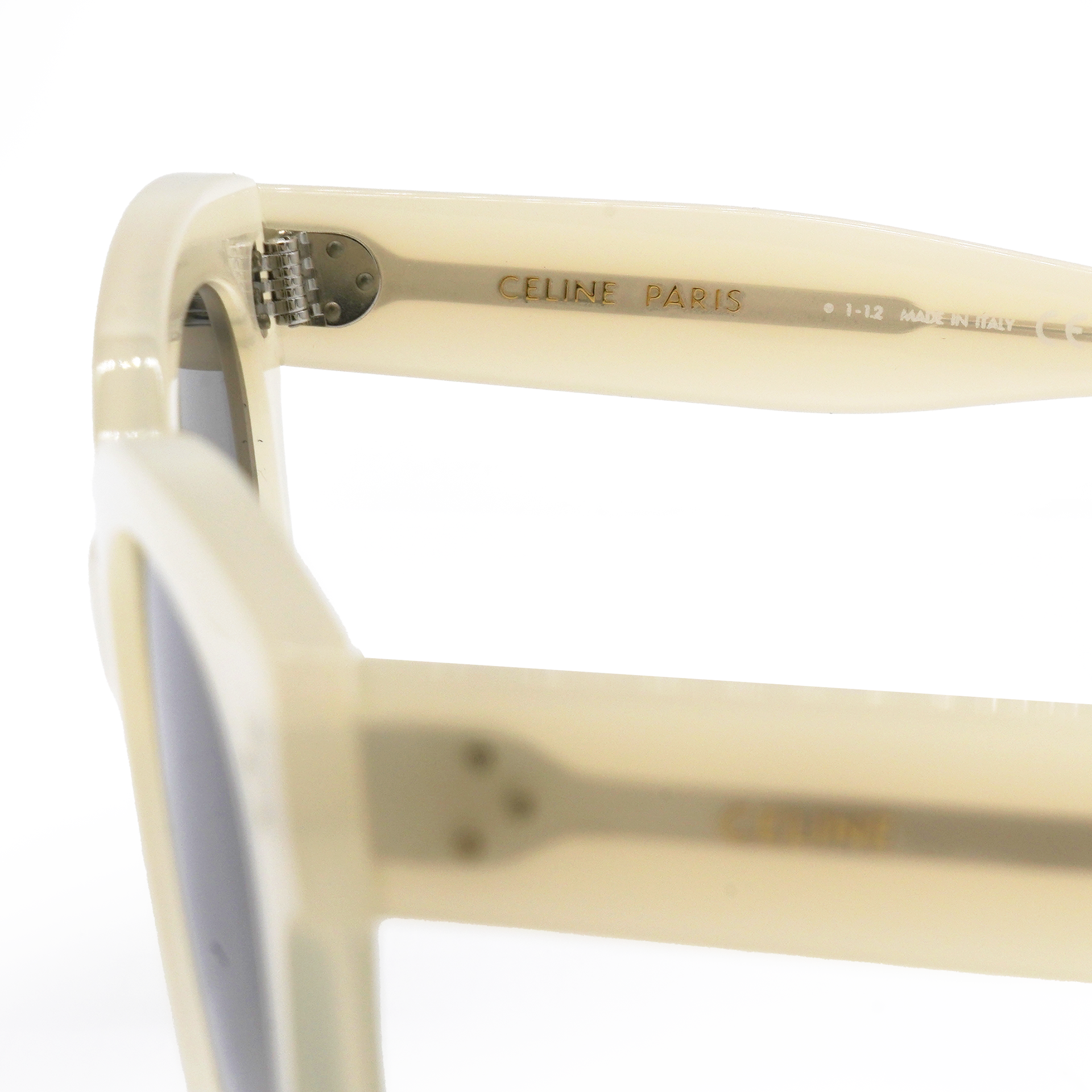 CL4002UN Square Cat Eye Sunglasses In White