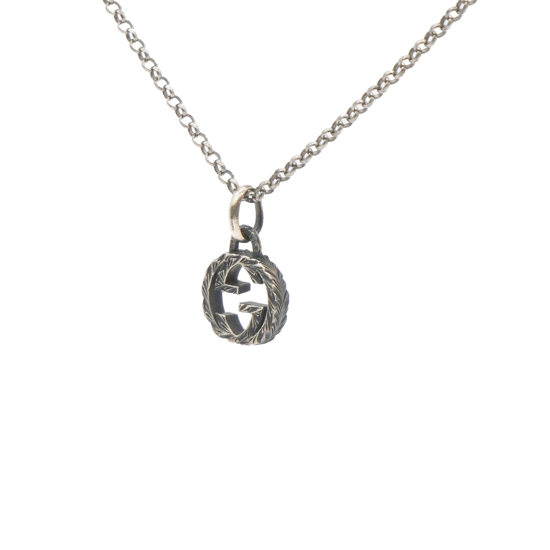 Interlocking G Necklace Silvery
