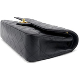 Classic Flap Caviar Black Medium GHW