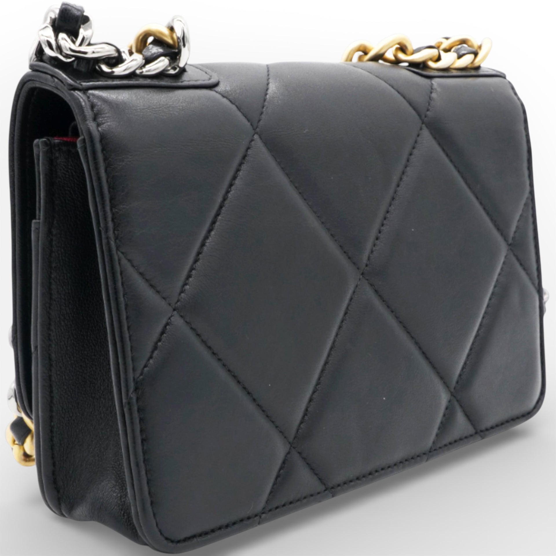 Lambskin Quilted Chanel 19 Wallet On Chain WOC Black