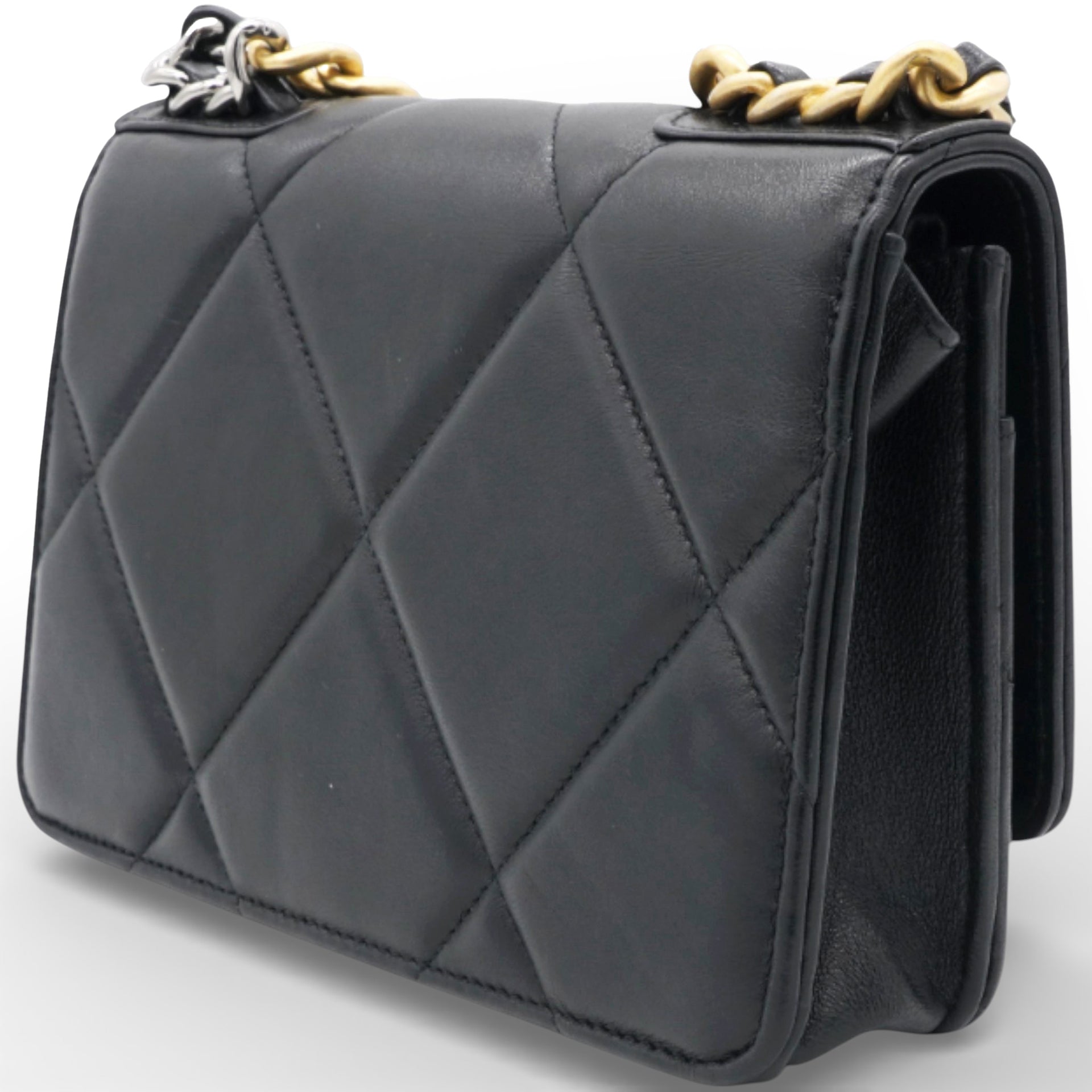 Lambskin Quilted Chanel 19 Wallet On Chain WOC Black