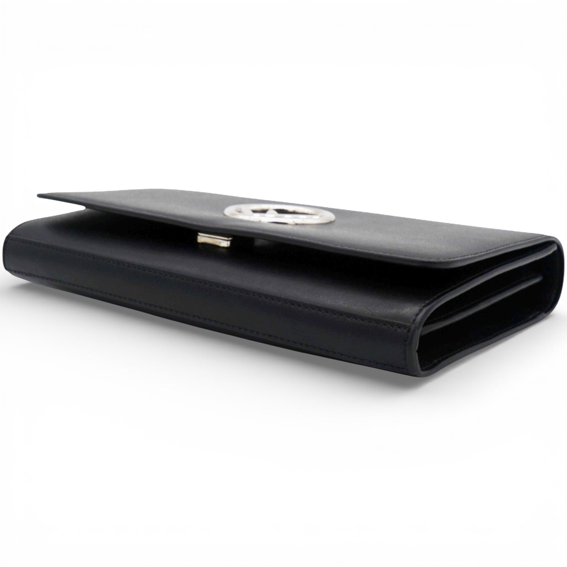 Vitello Cruise F is Fendi Wallet on Chain Black