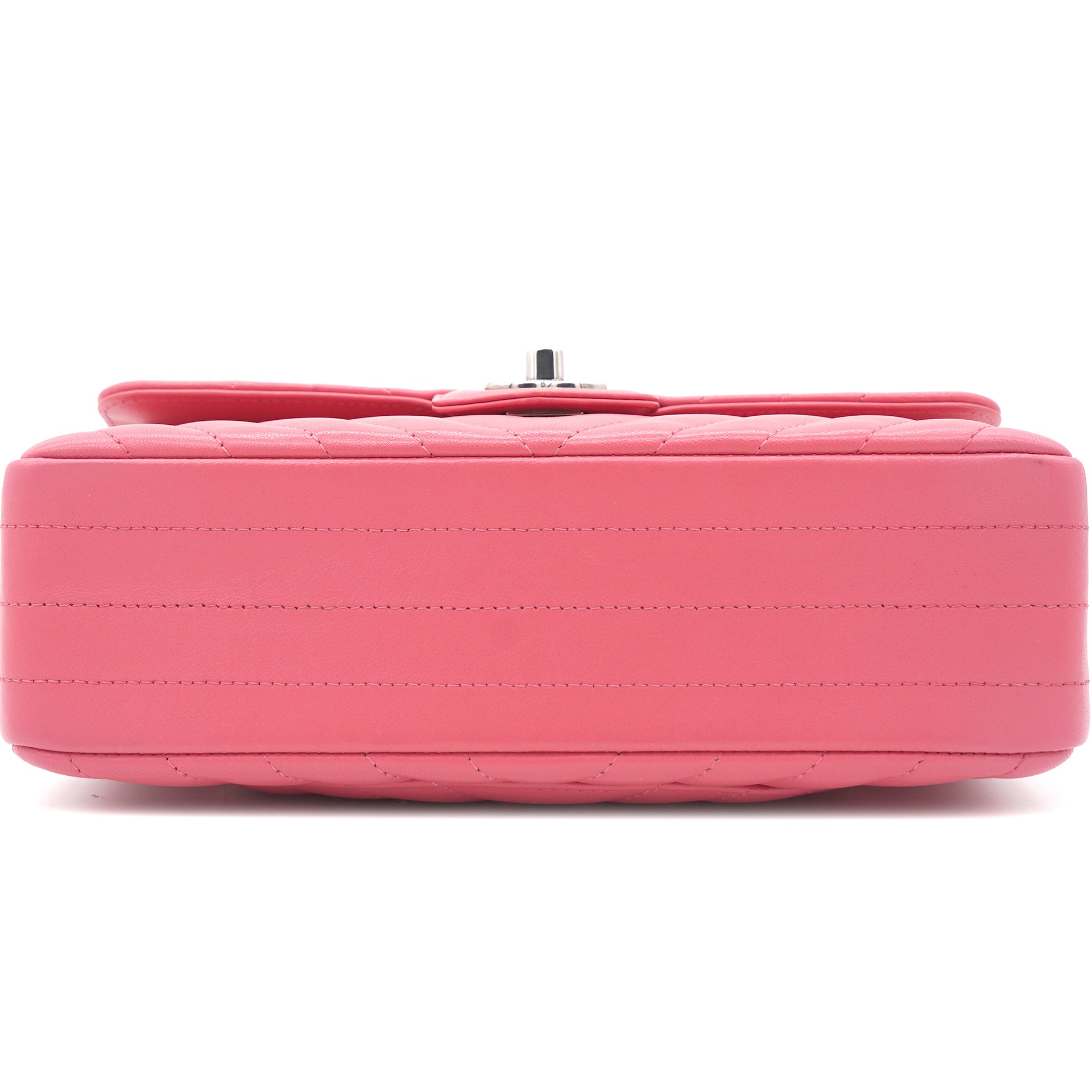 Chanel Small Chevron Classic Flap Pink shoulder bag – STYLISHTOP