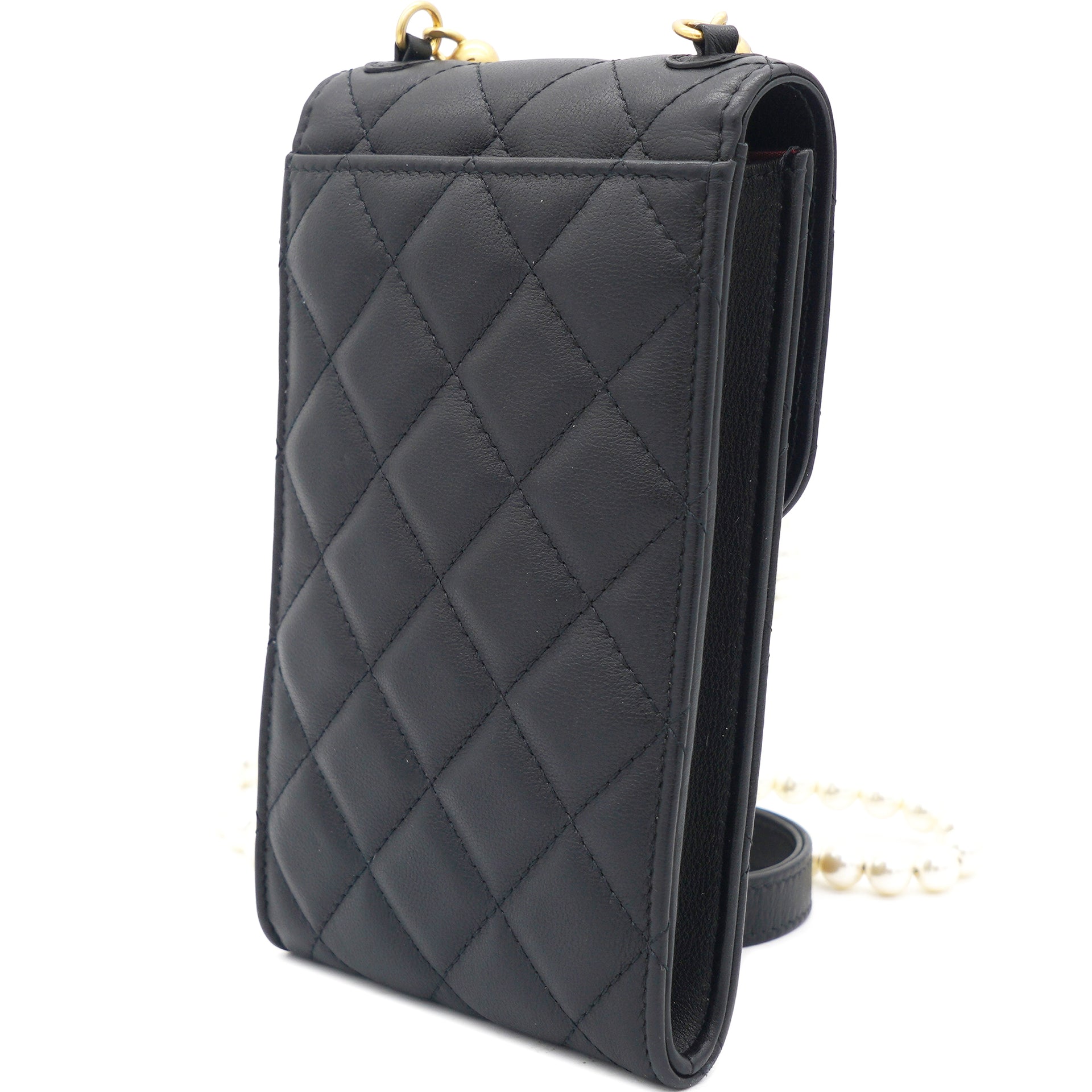 Lambskin Quilted Vertical Pearl Strap Black