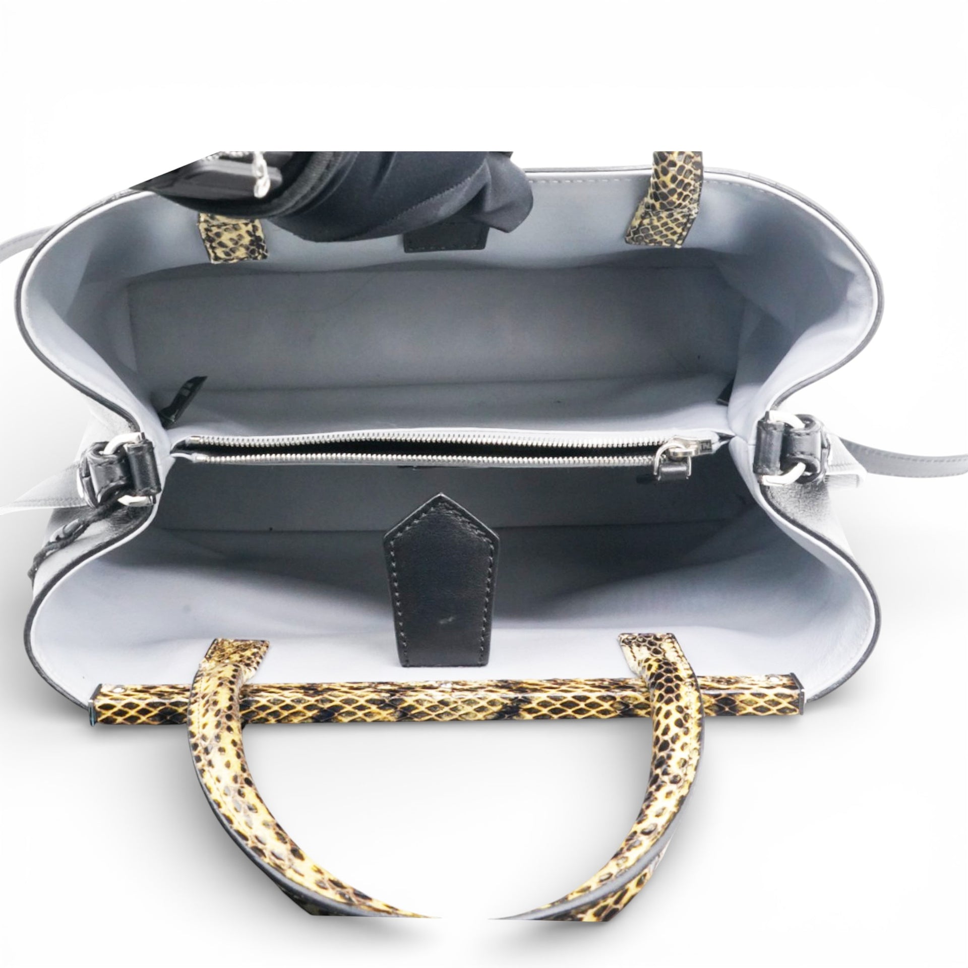 FENDI Petite 2 Jours Tote Flower Charm Black