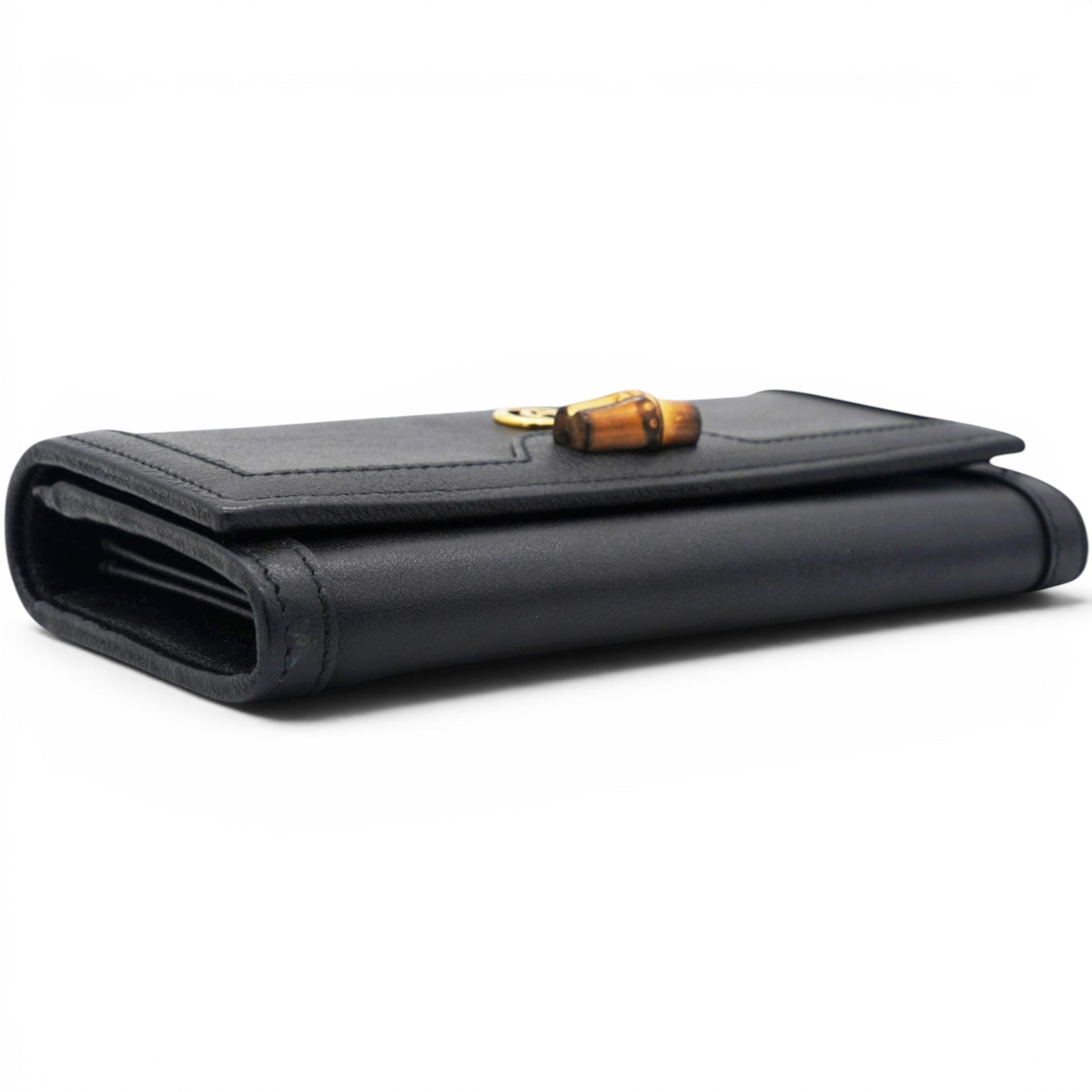 GUCCI Diana Bamboo Chain Wallet On Chain 