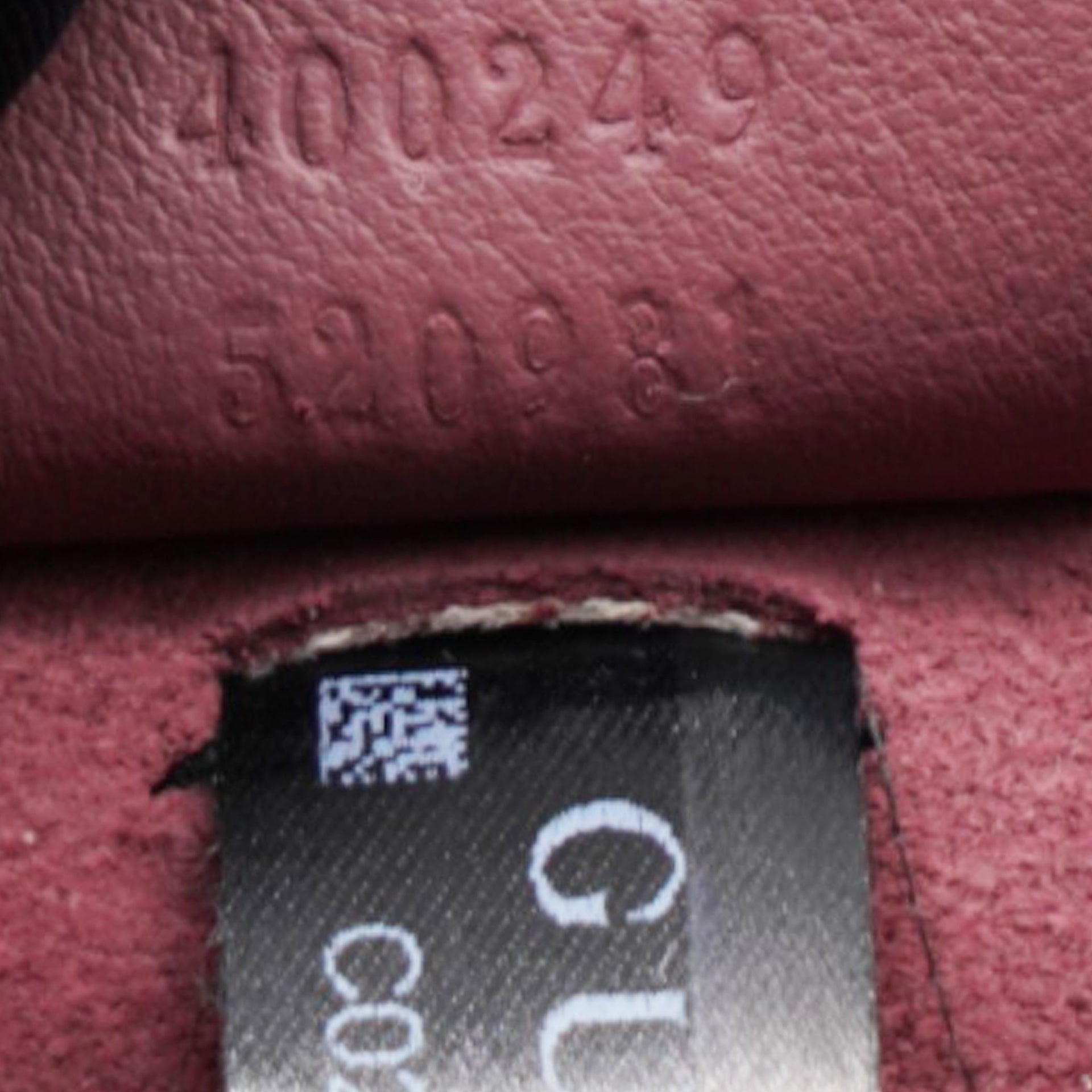 GUCCI GG Supreme Monogram Blooms Small Dionysus Shoulder Bag Beige Multicolor Dry Rose