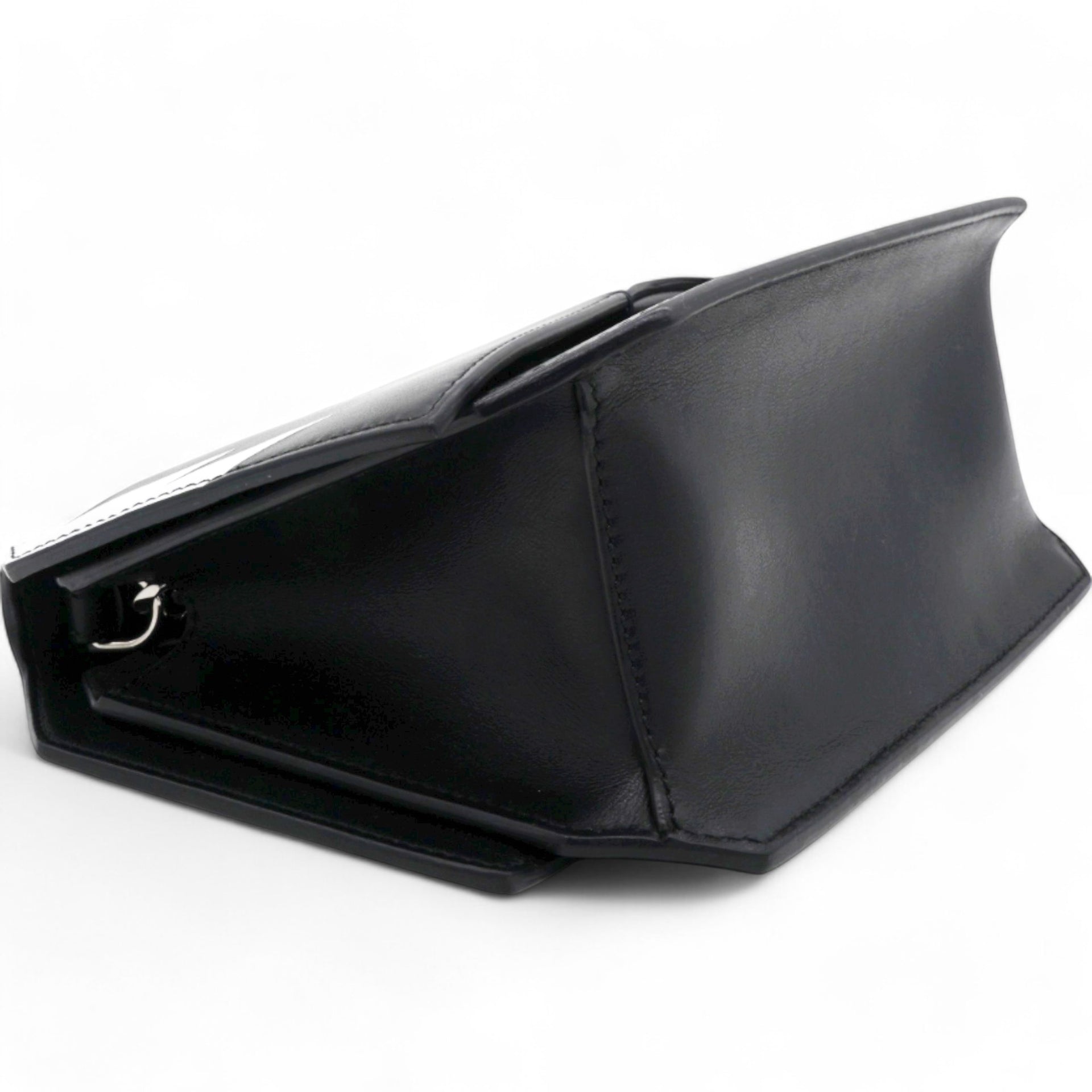 Givenchy Stars Wings Print Bow Cut Black/White Crossbody Bag in Leather 