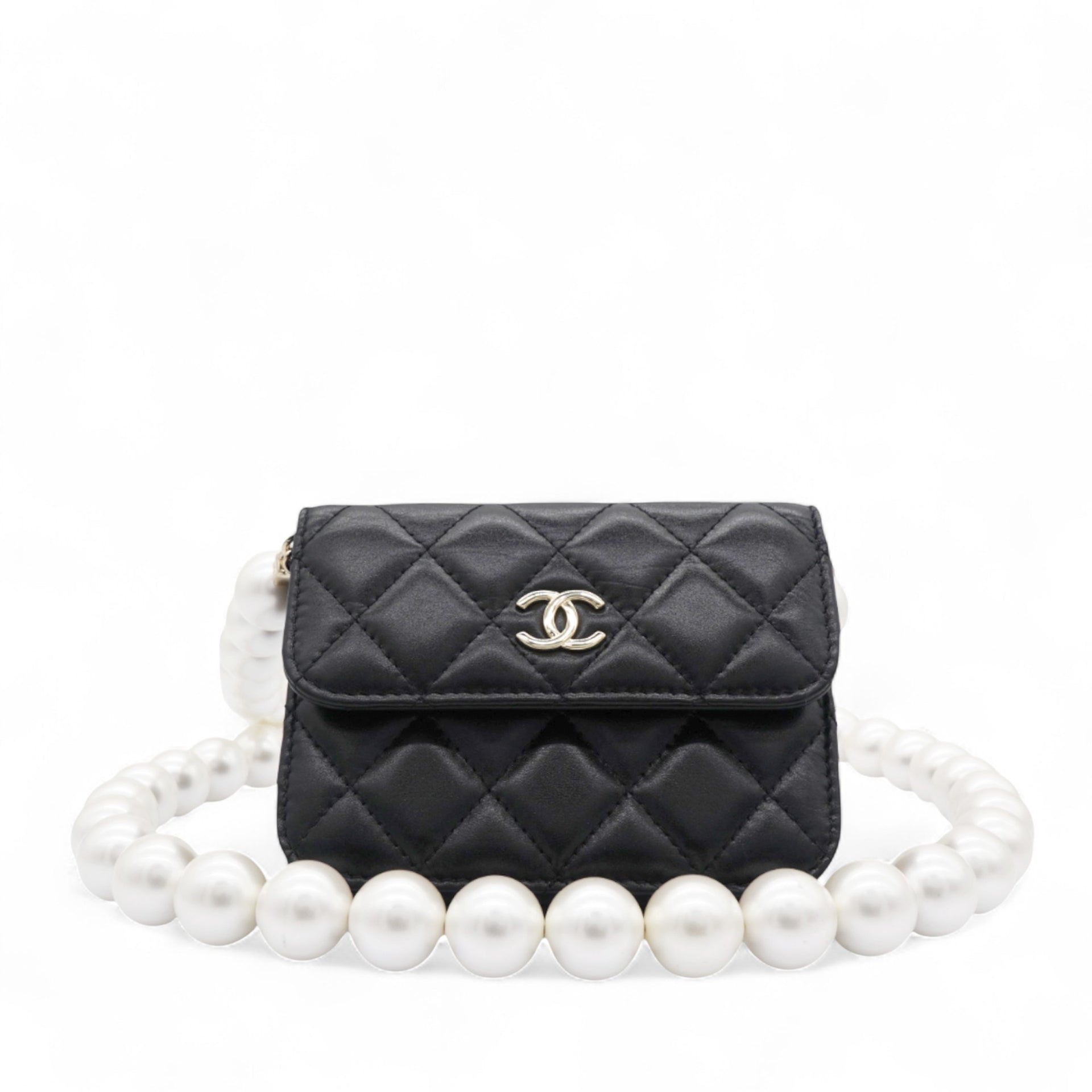 Quilted Maxi Pearls Card Holder Flap With Chain Black
