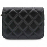 Quilted Maxi Pearls Card Holder Flap With Chain Black