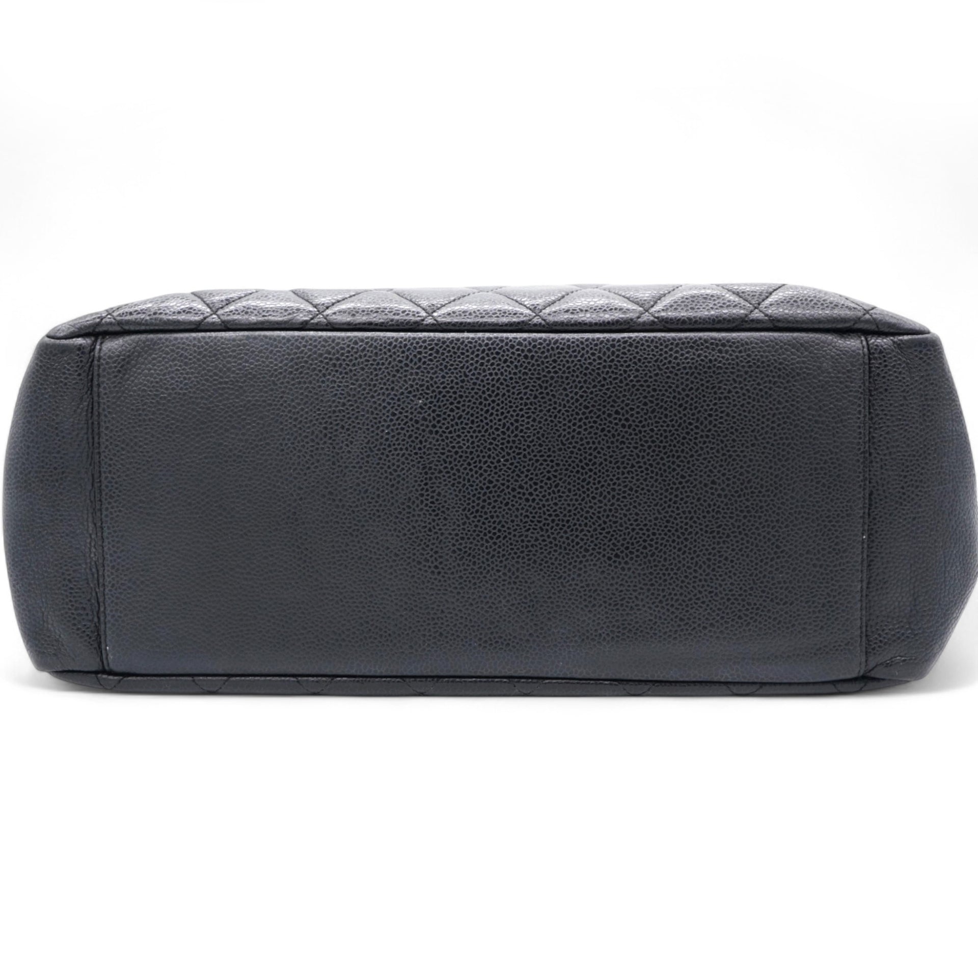Vintage Caviar Quilted Grand Shopping Tote GST Black